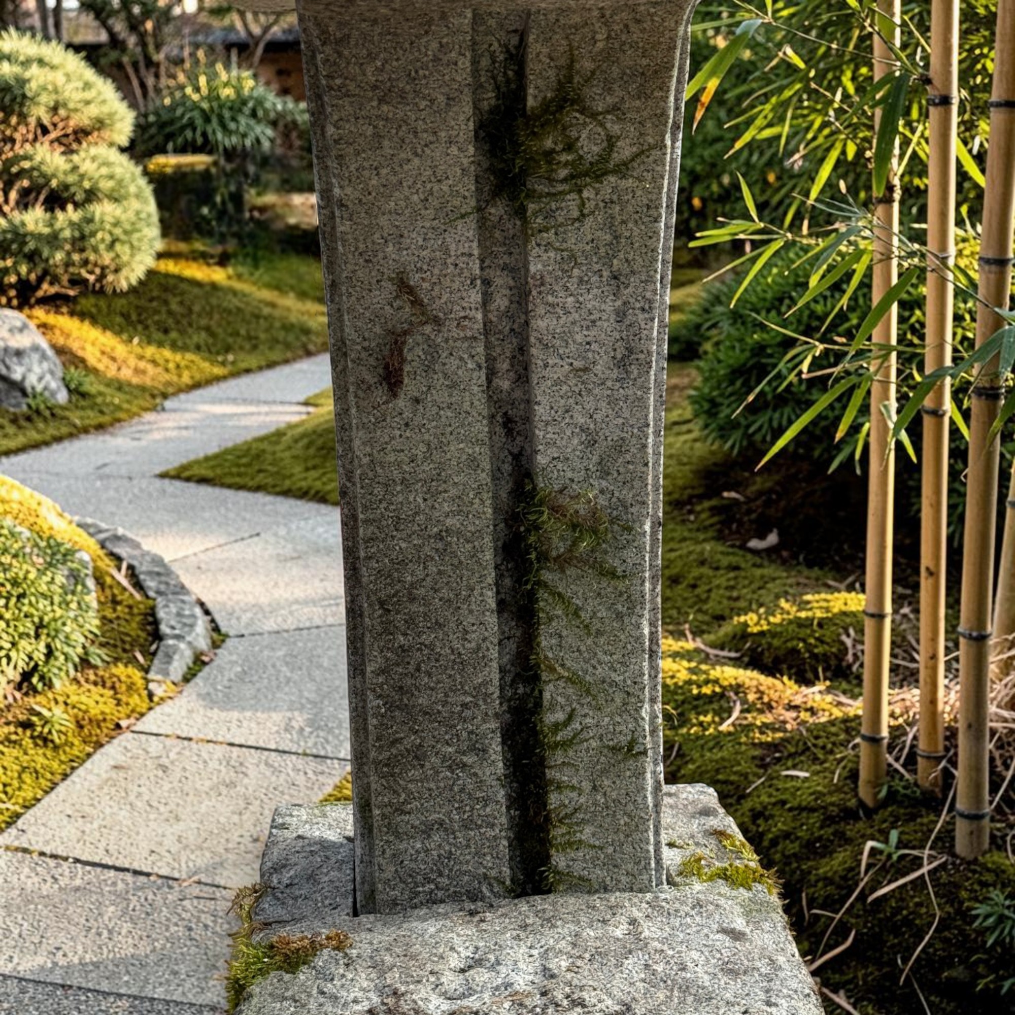 Alte Japanische Rankei Steinlaterne Granit 125cm - Bemoost & Frostfest - 154kg