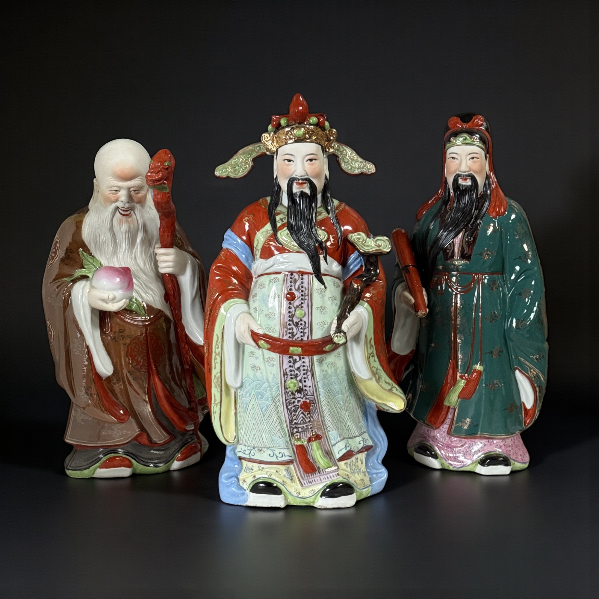 Gib deinen Schutz in die Hände von Lu, Fu & Shou