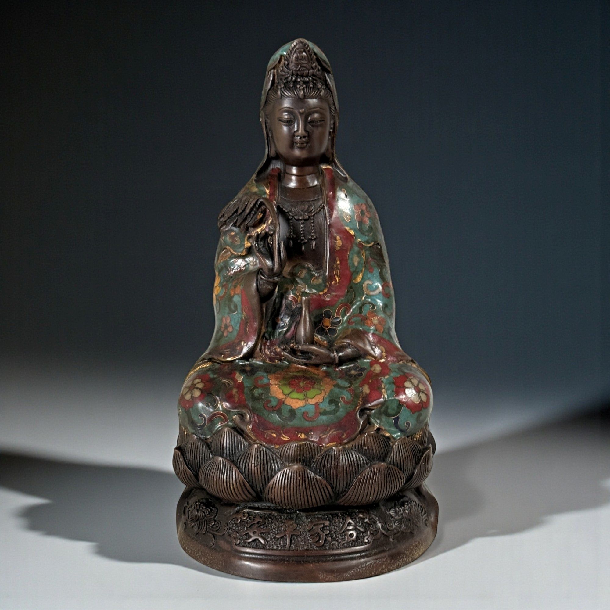 Guanyin Buddha Figur Bronze Cloisonne Skulptur China