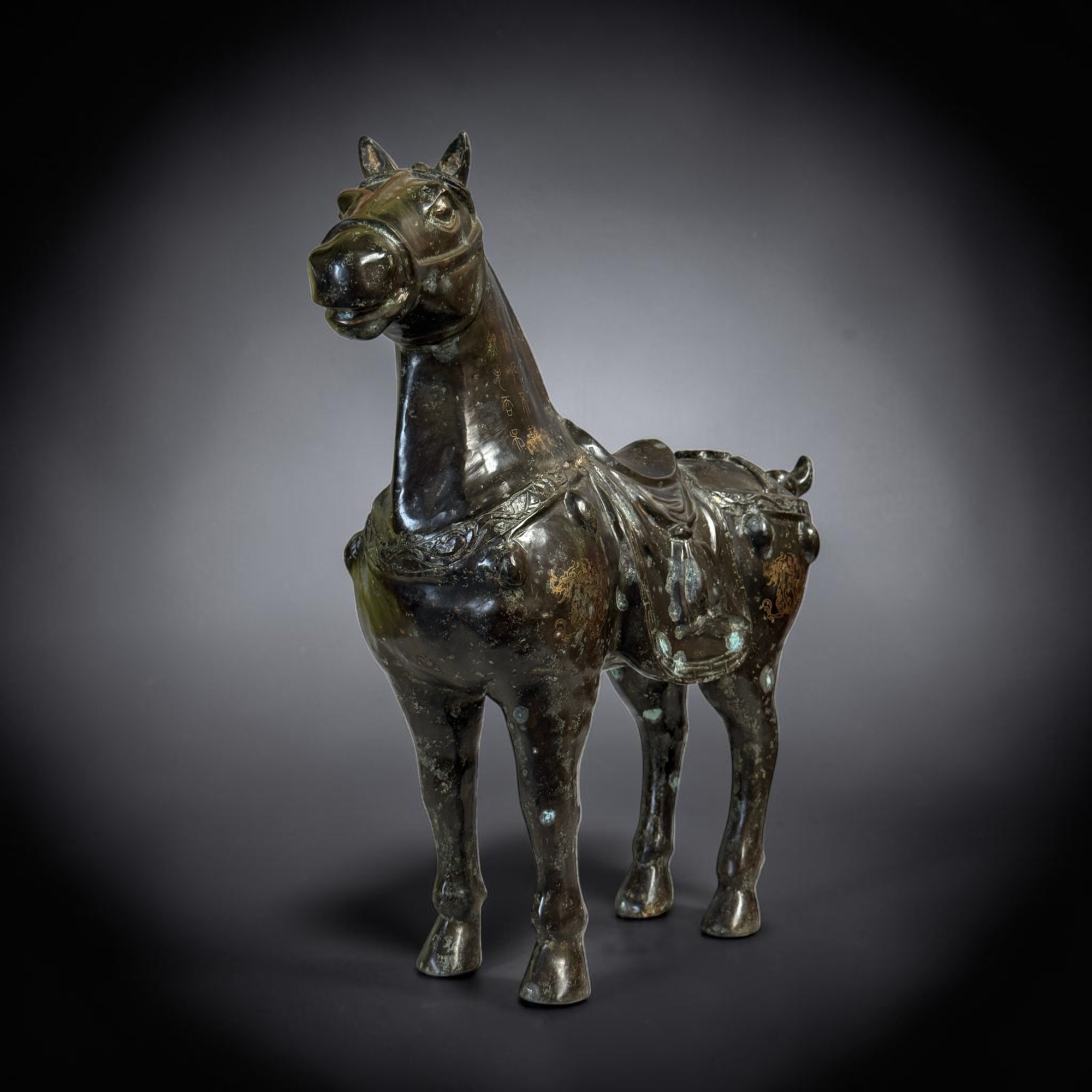 Altes China Bronze Pferd Skulptur mit Schriftzeichen 48cm