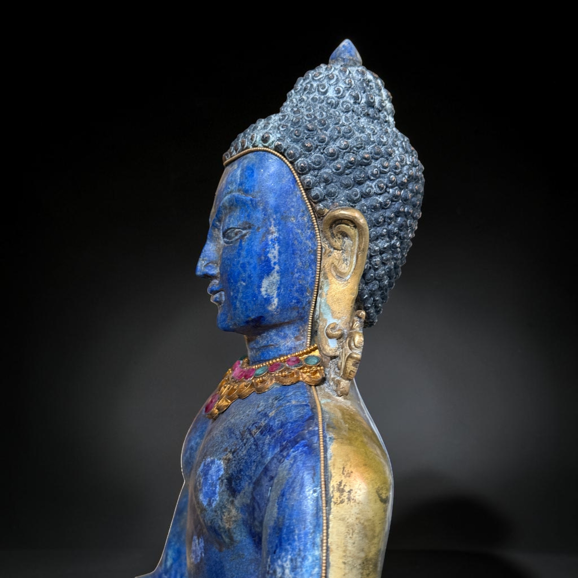 Alte Siddharta Gautama Buddha Figur – Lapis Lazuli & vergoldete Bronze, Nepal