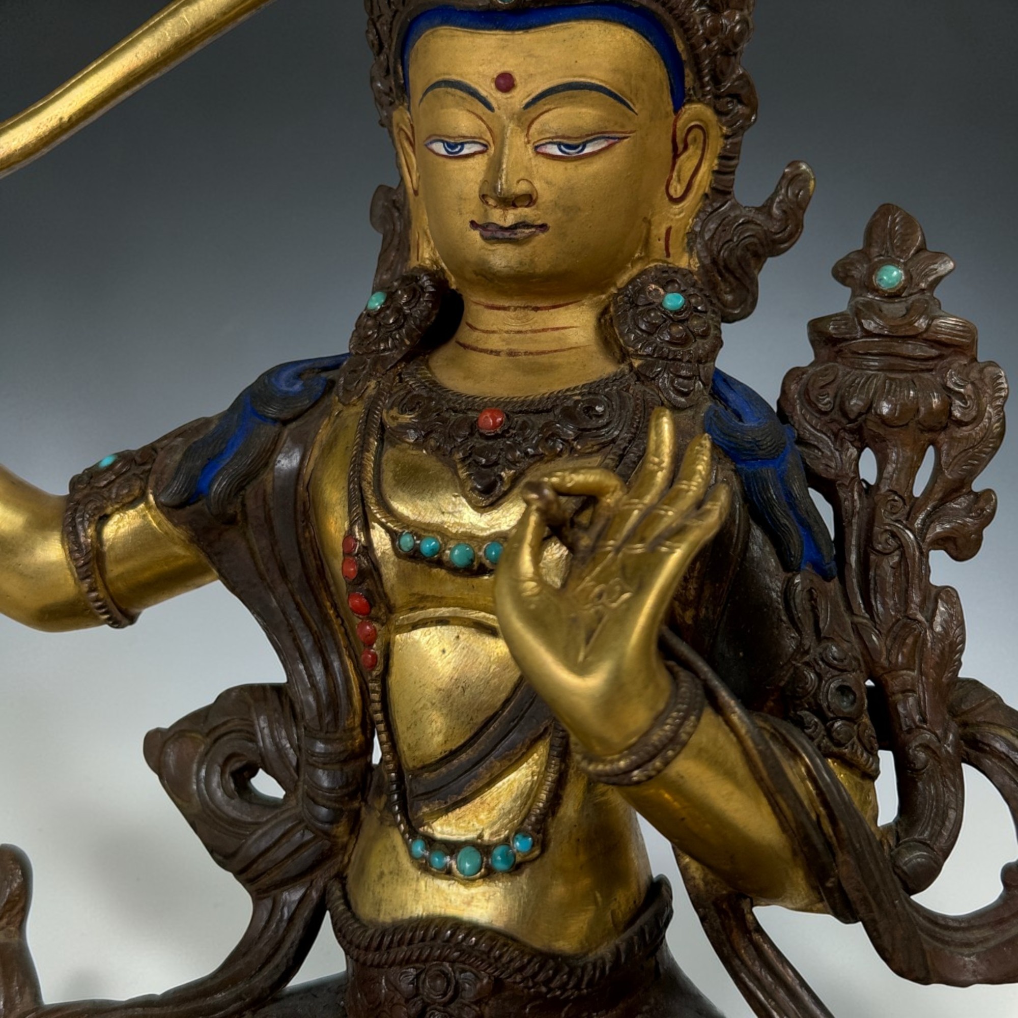 Manjushri Buddha Figur aus Bronze - vergoldet