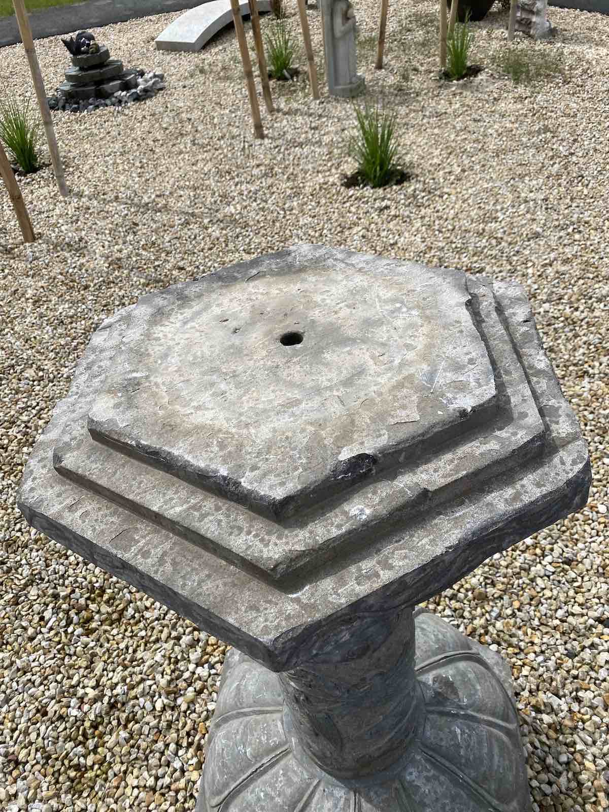 Chinesisches Garten Podest aus Naturstein f. Bonsai o. Buddha Chinesisches Garten Podest aus Naturstein f. Bonsai o. Buddha