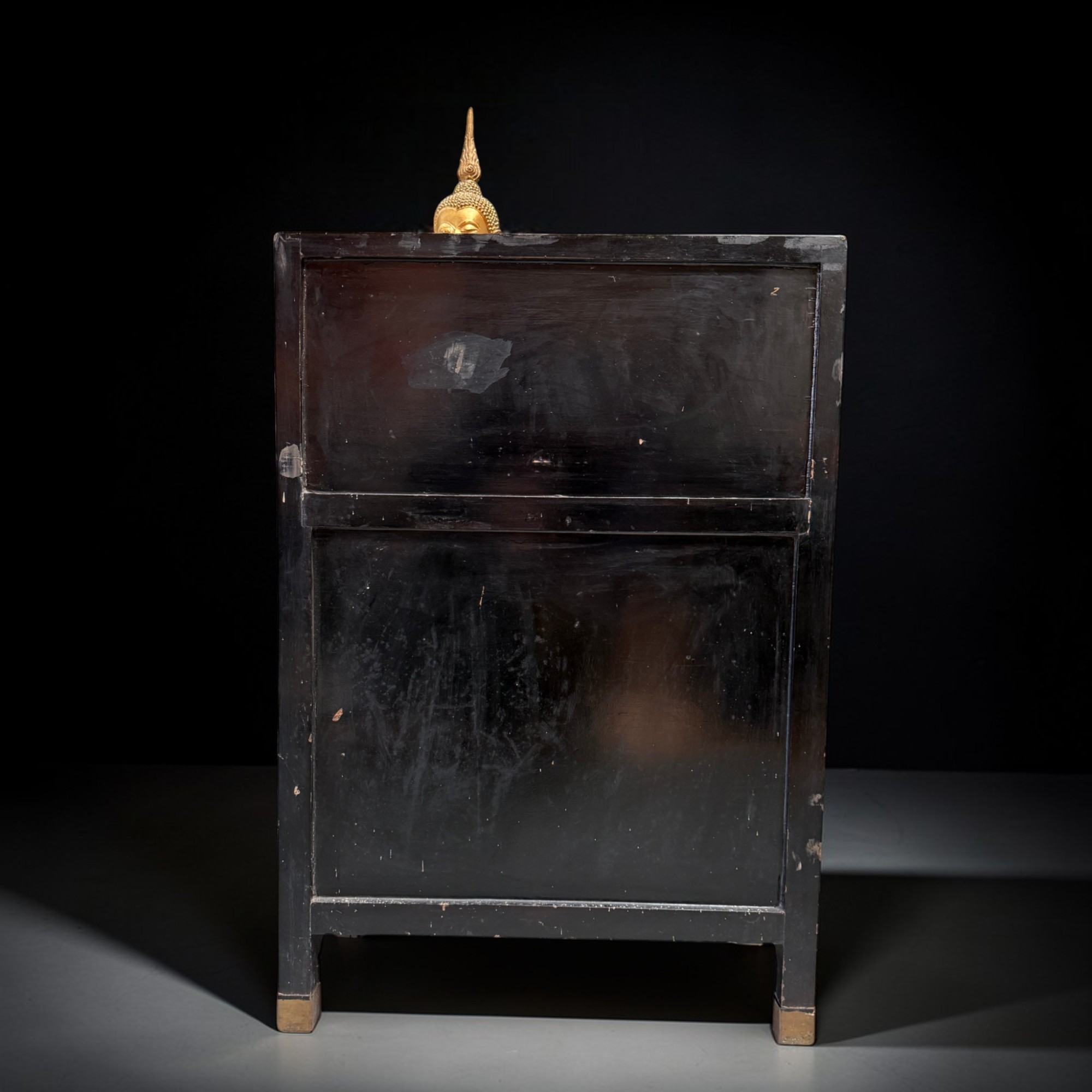 Chinesischer Alterschrank mit Bemalung - 96 cm groß