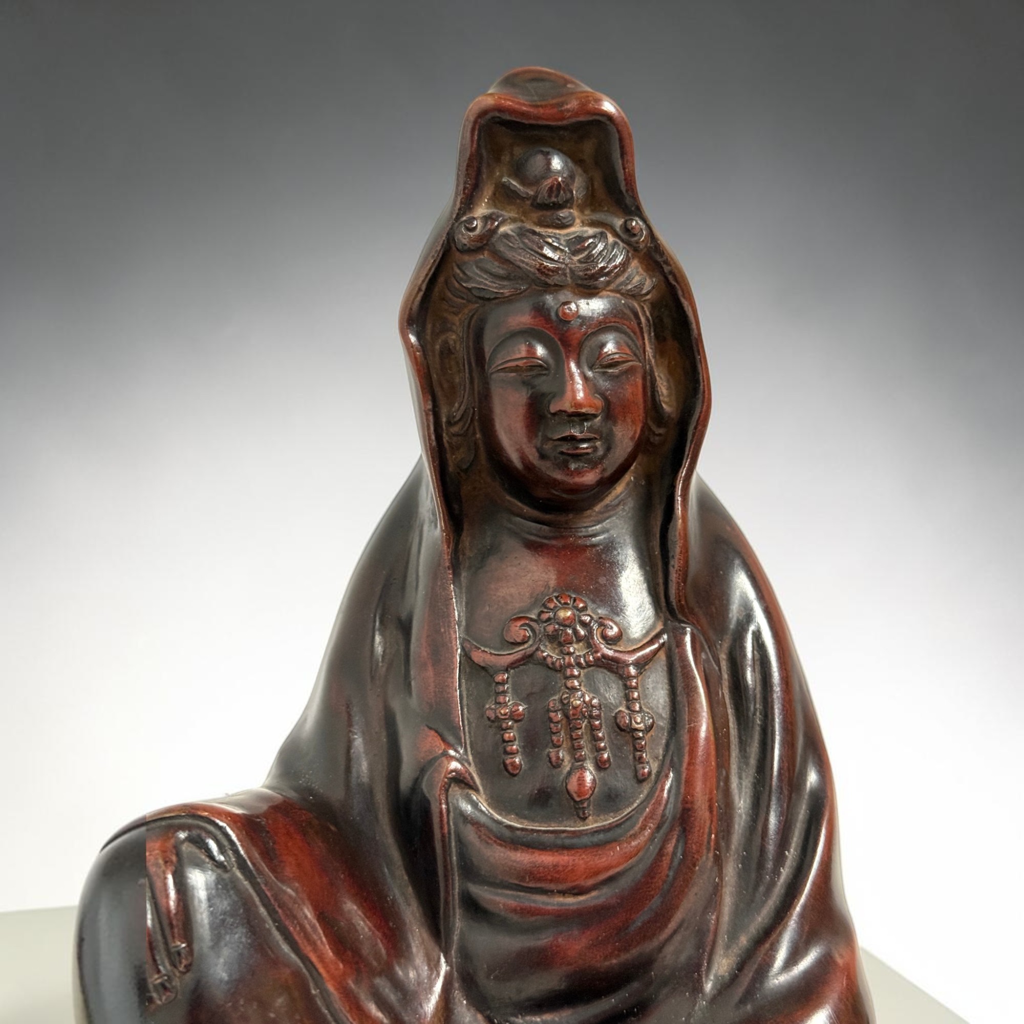 Alte Japan Kannon Bronze Figur – Signiert „Seiko“ – 19. Jhdt. – 2,9 kg – 22,5 cm