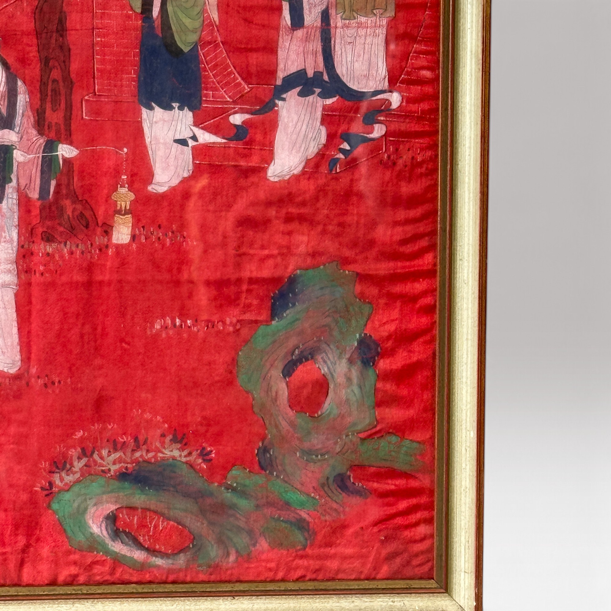 Chinesische Malerei auf Seide – Hofdamen im Palastgarten, gerahmt, 65 x 46 cm