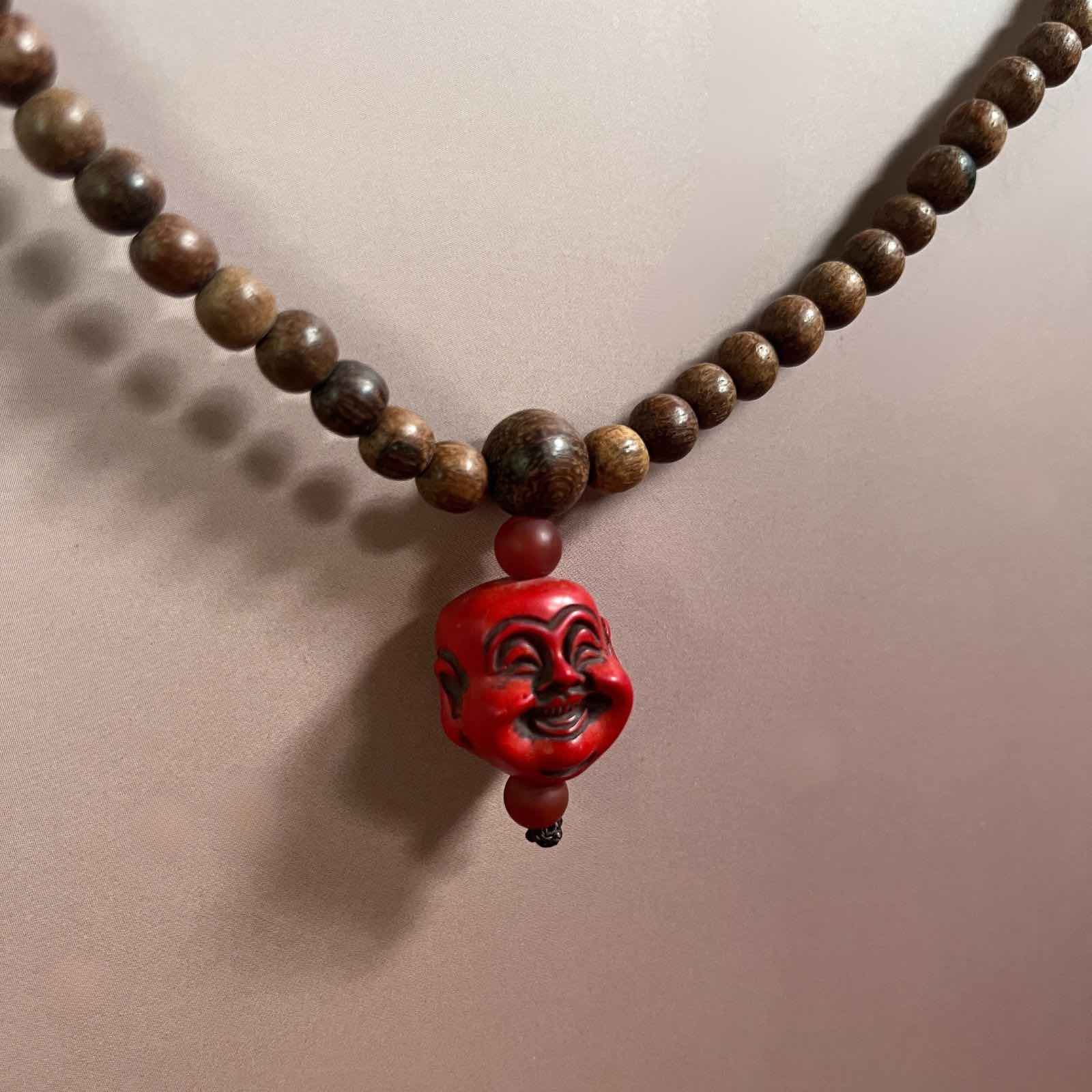 Happy Buddha Kopf Halskette Huanghuali Holz