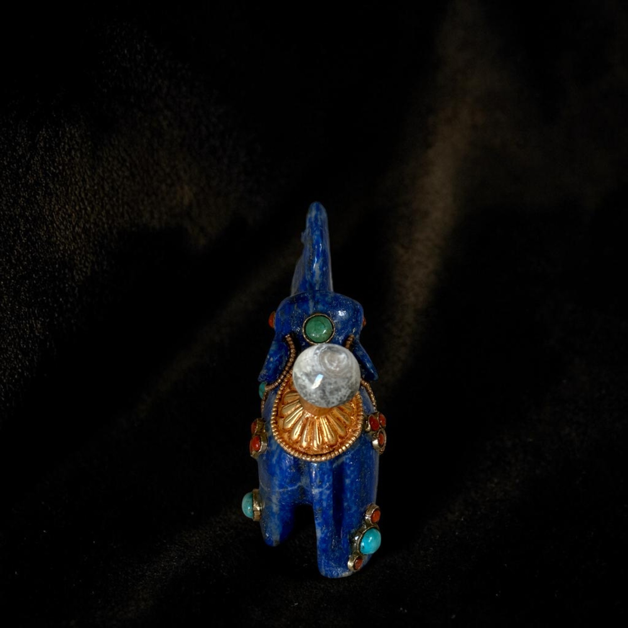 Lapislazuli Glückselefant | Bergkristall & Edelsteine | Handarbeit aus Nepal