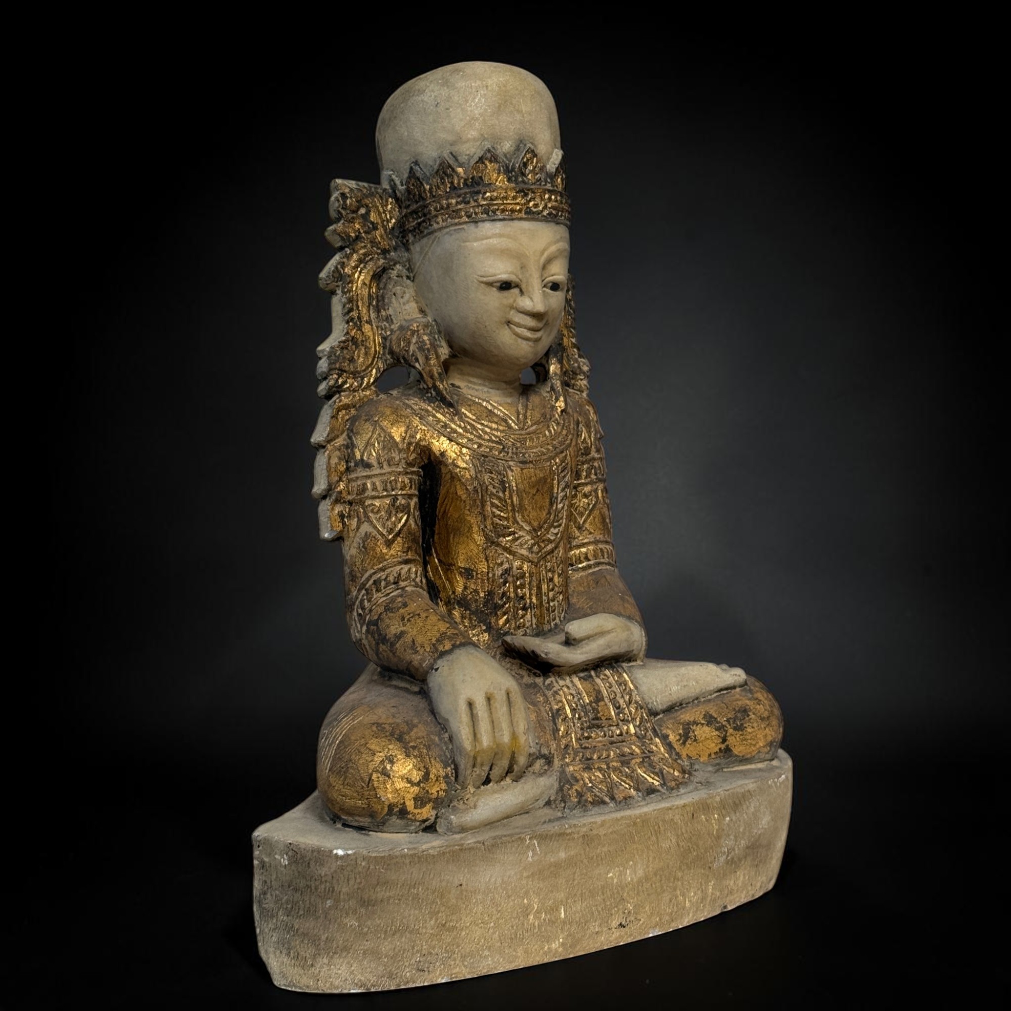 Jambupati Buddha gekrönt aus Marmor Stein Burma