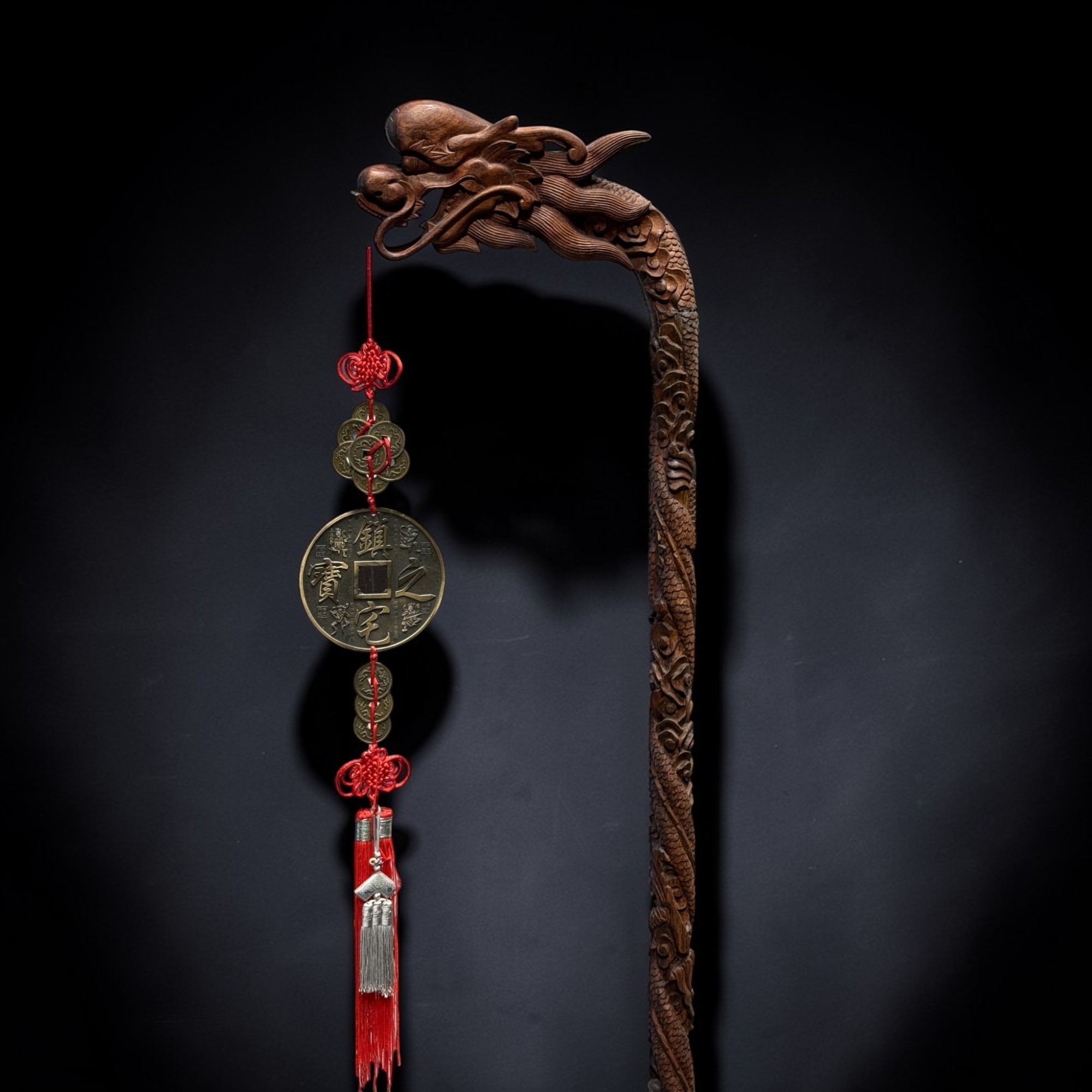 Großer chinesischer Drachen-Laternenständer, Holz geschnitzt, 168 cm, alt