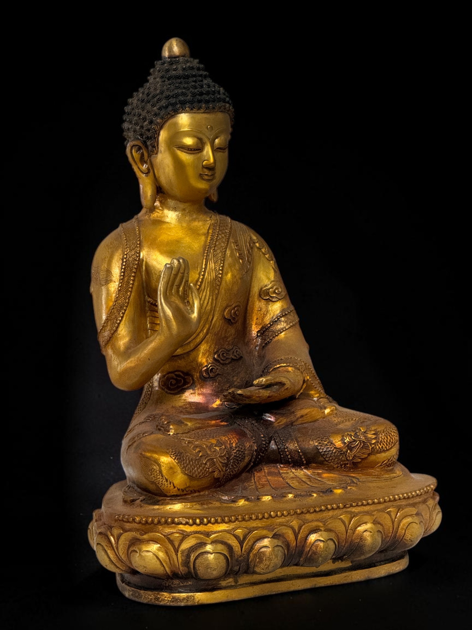 Bronze-Buddha 44 cm – Schutzgeste & Drachen – Sichuan China
