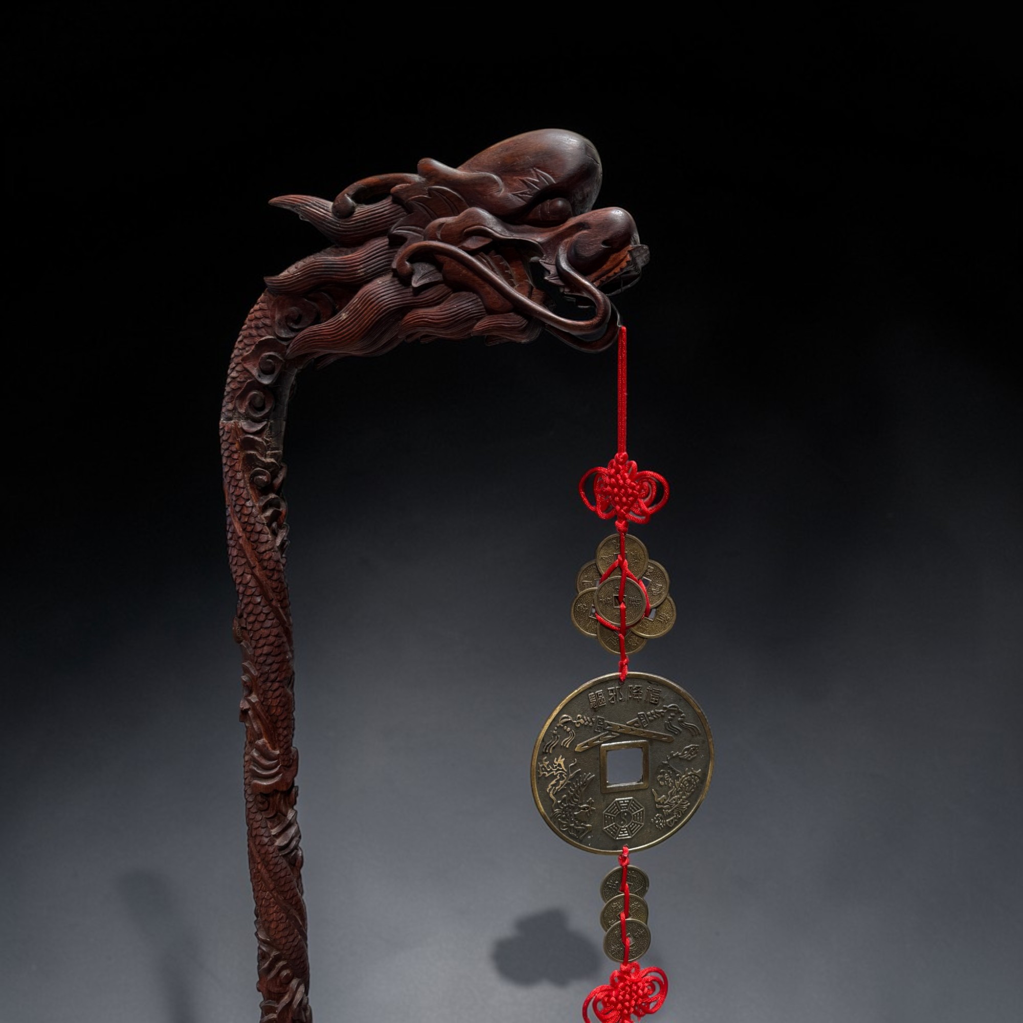 Großer chinesischer Drachen-Laternenständer, Holz geschnitzt, 168 cm, alt