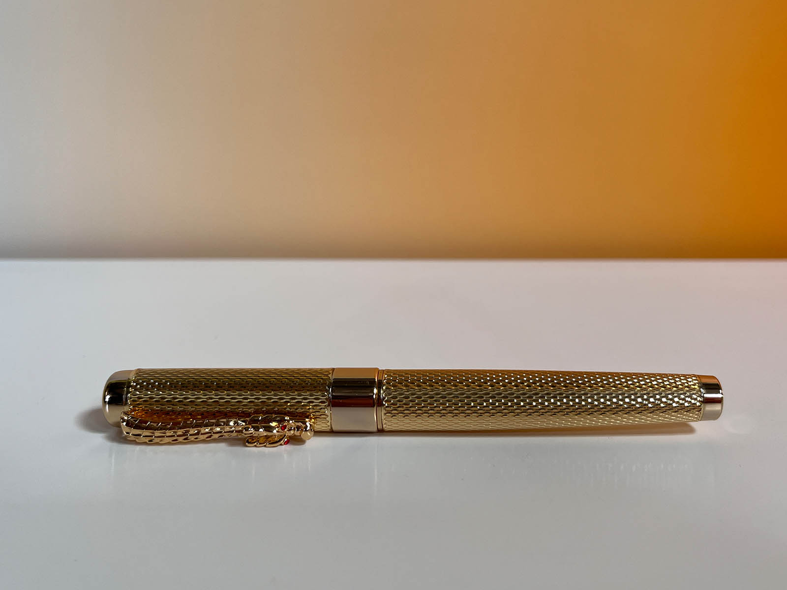 Füllfederhalter Dragon Pen - Drachen Füller - Goldfinger
