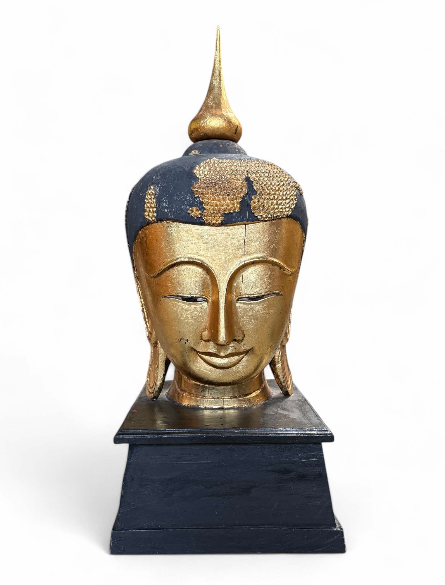 Holz Buddha Kopf Thailand mit Blattvergoldung - 117 cm Holz Buddha Kopf Thailand mit Blattvergoldung - 117 cm