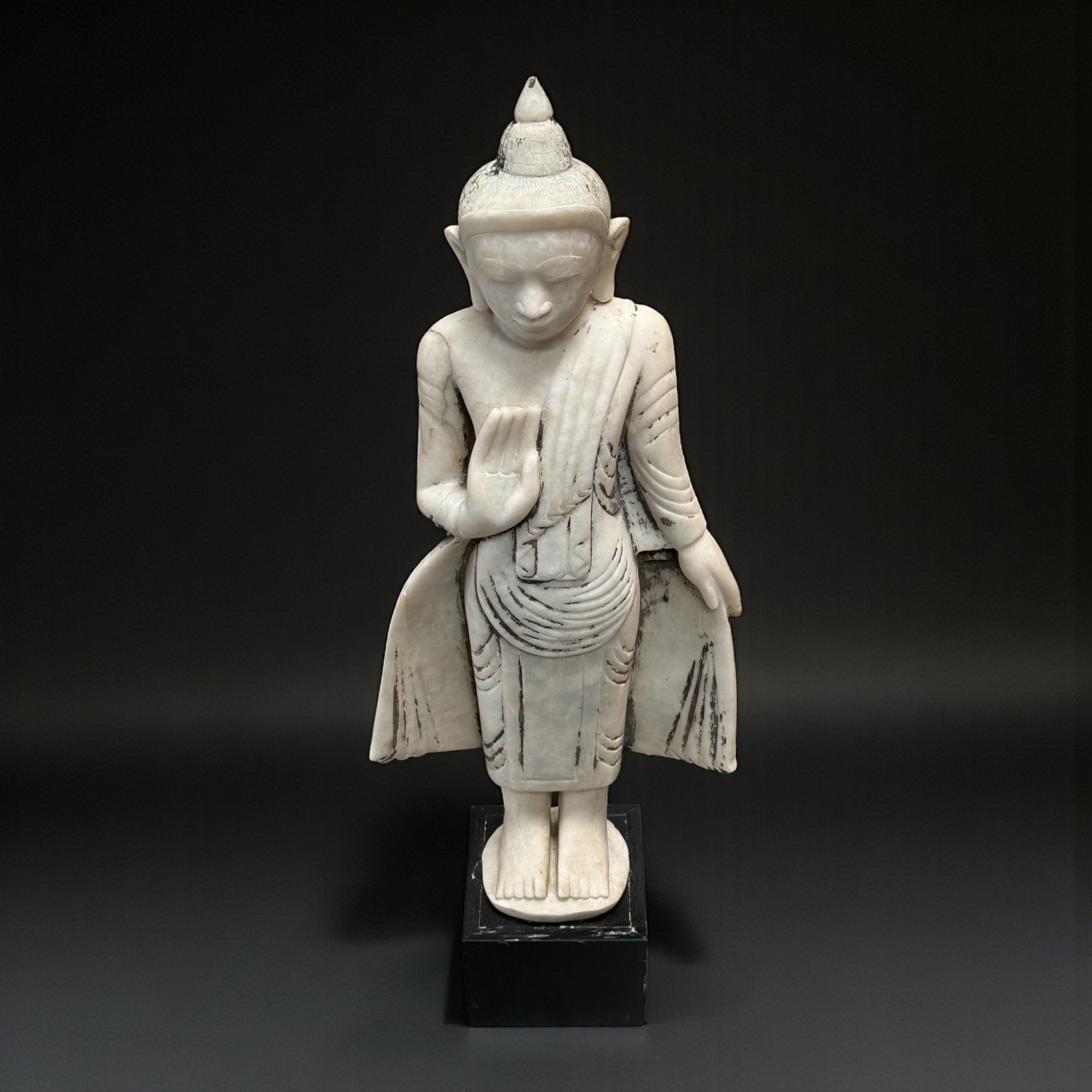 Alte Burma Buddha Statue aus Marmor Stein 108 cm groß