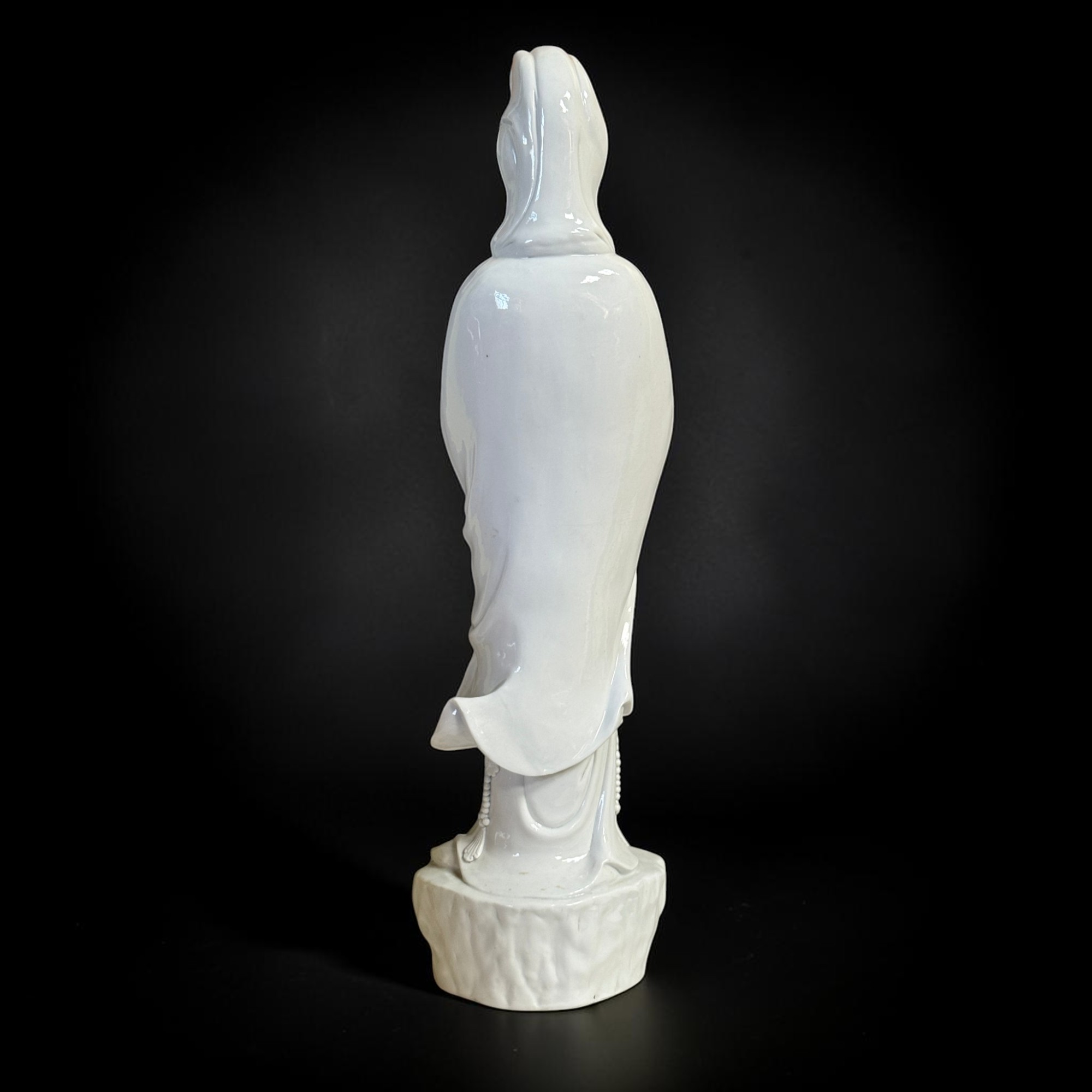 Alte Guanyin Skulptur Dehua Porzellan Blanc de Chine 63cm