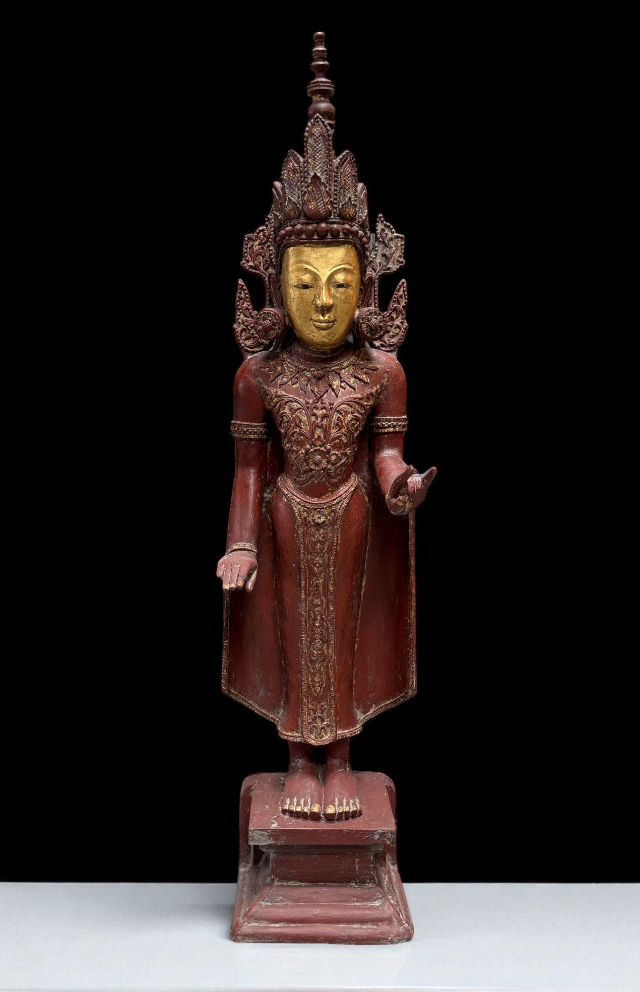 Jambupati Buddha Statue Birma Teak Holz Skulptur Karana Mudra