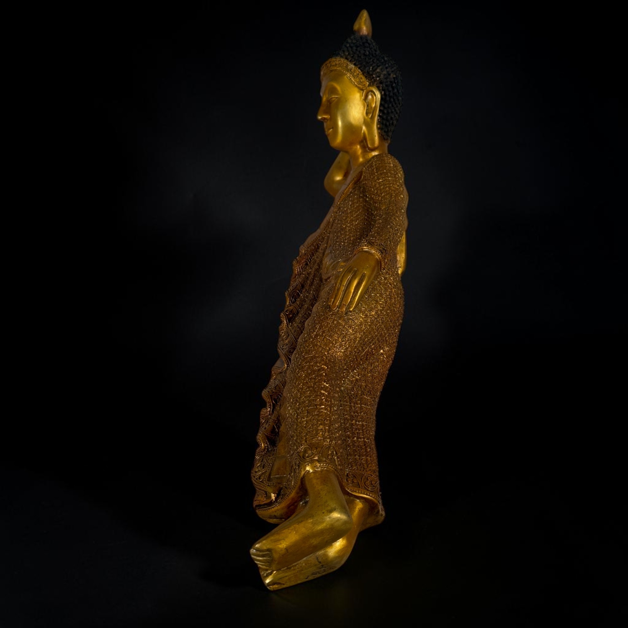 Nirvana Buddha Bronze Figur – Liegender Buddha aus Thailand, 45 cm