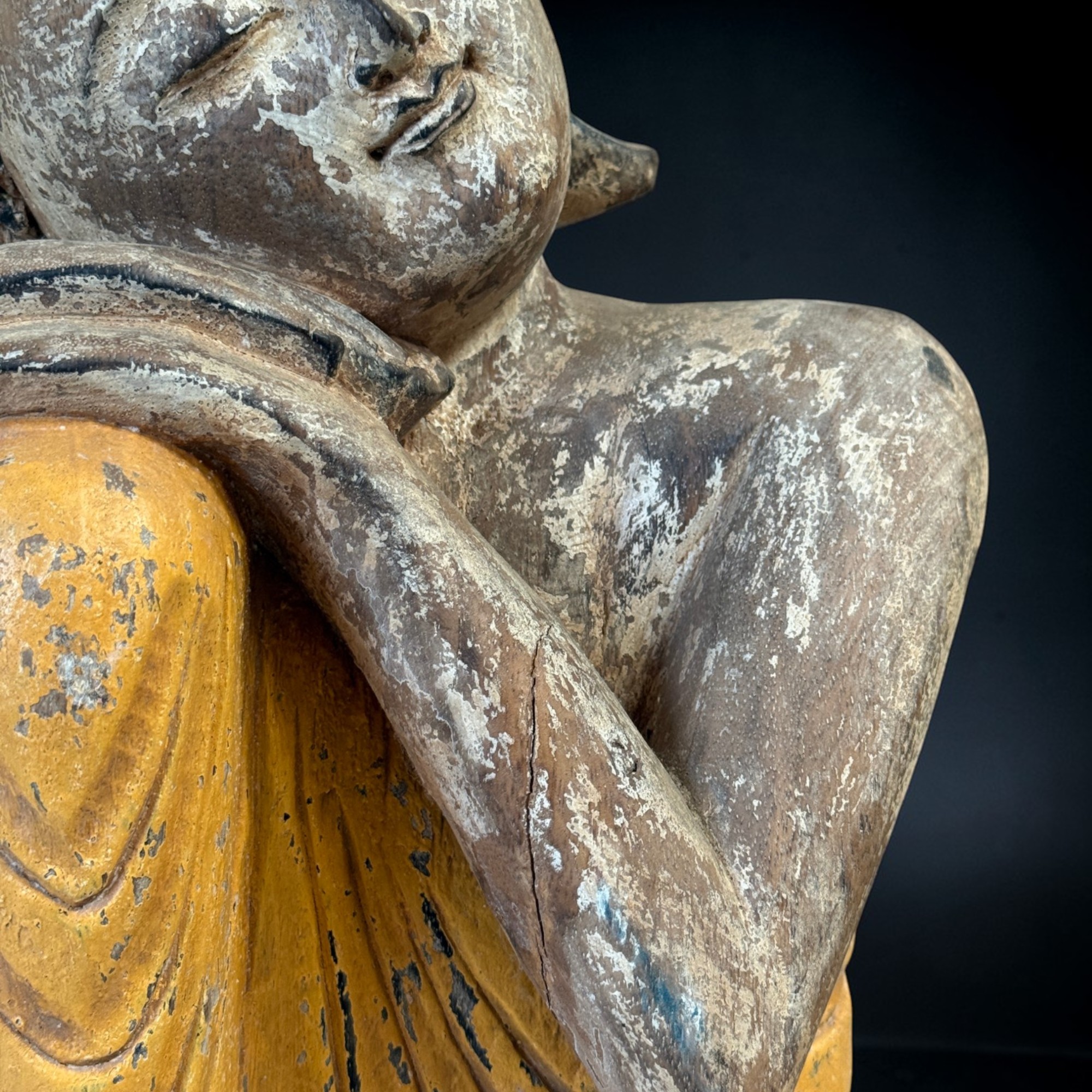 Ruhende Holz Buddha Figur - Relax - 53 cm groß