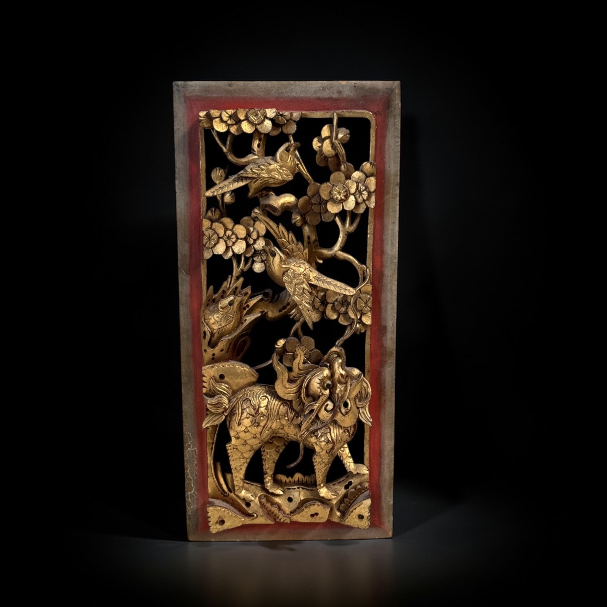 Holzschnitzerei Qilin Relief – China 19./20. Jh.
