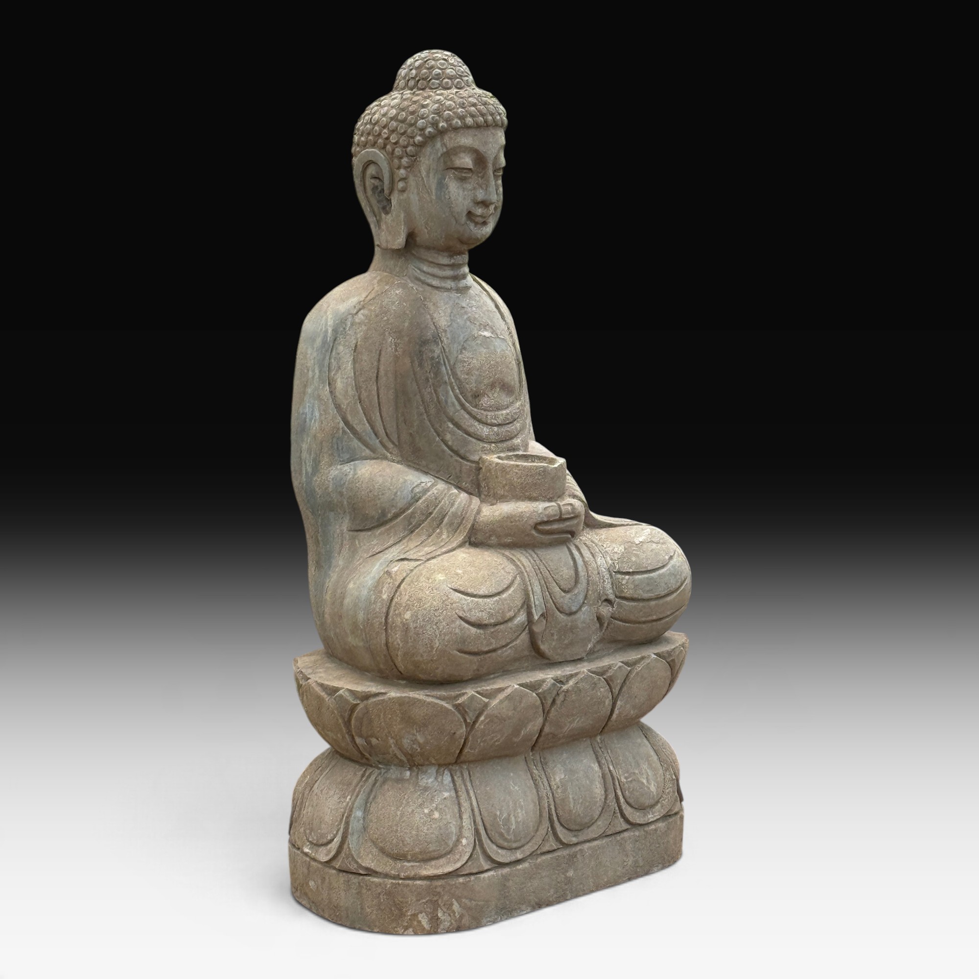 Amitabha Buddha Gartenfigur Naturstein (Bluestone), sitzend, frostfest, 79 cm