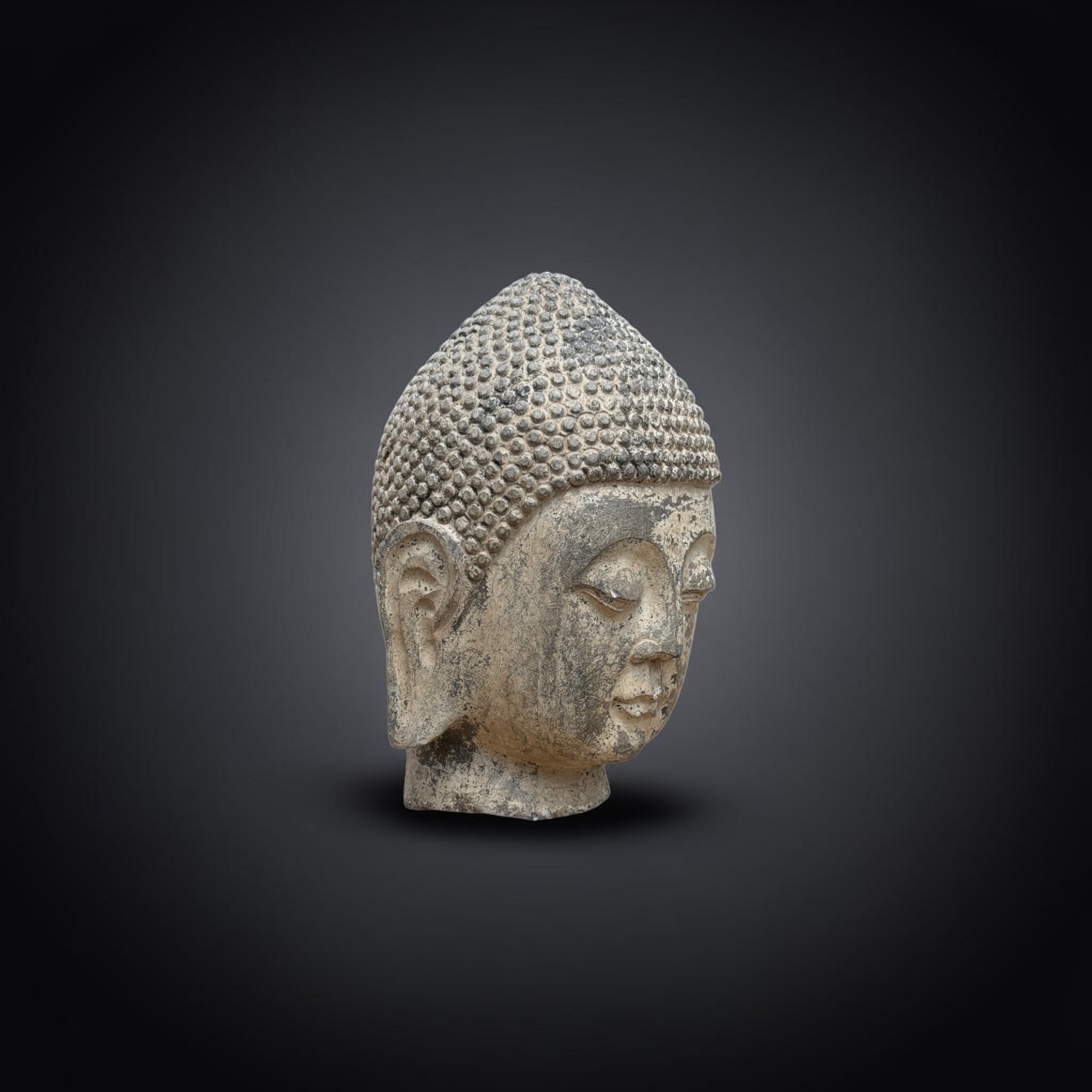 Alter Naturstein Buddha Kopf Skulptur 31cm groß aus China
