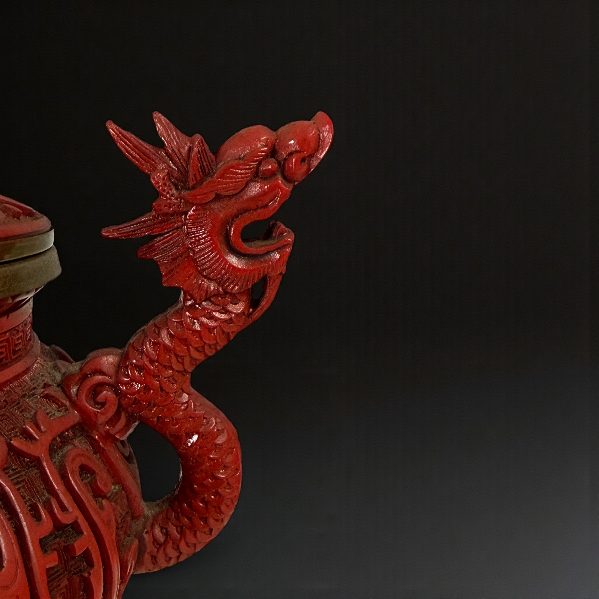 Räuchergefäß aus China mit Drachen Henkeln - Lackarbeit