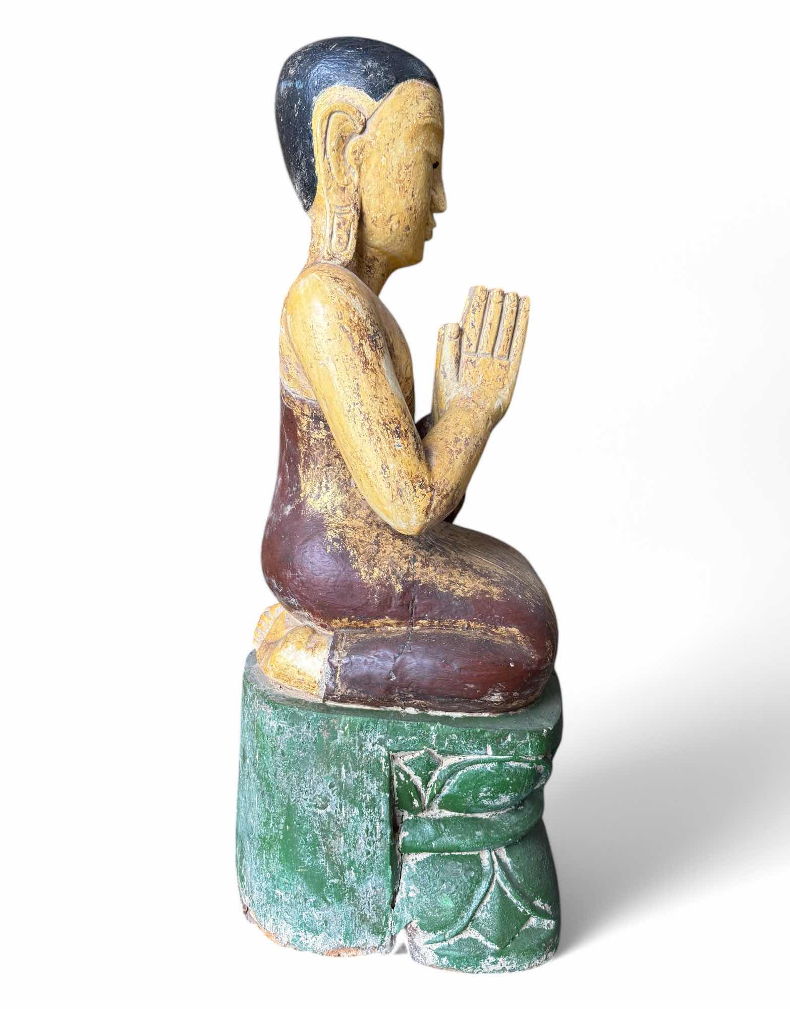 Moggallana-Mönch-Skulptur aus Holz, Burma 90 cm groß