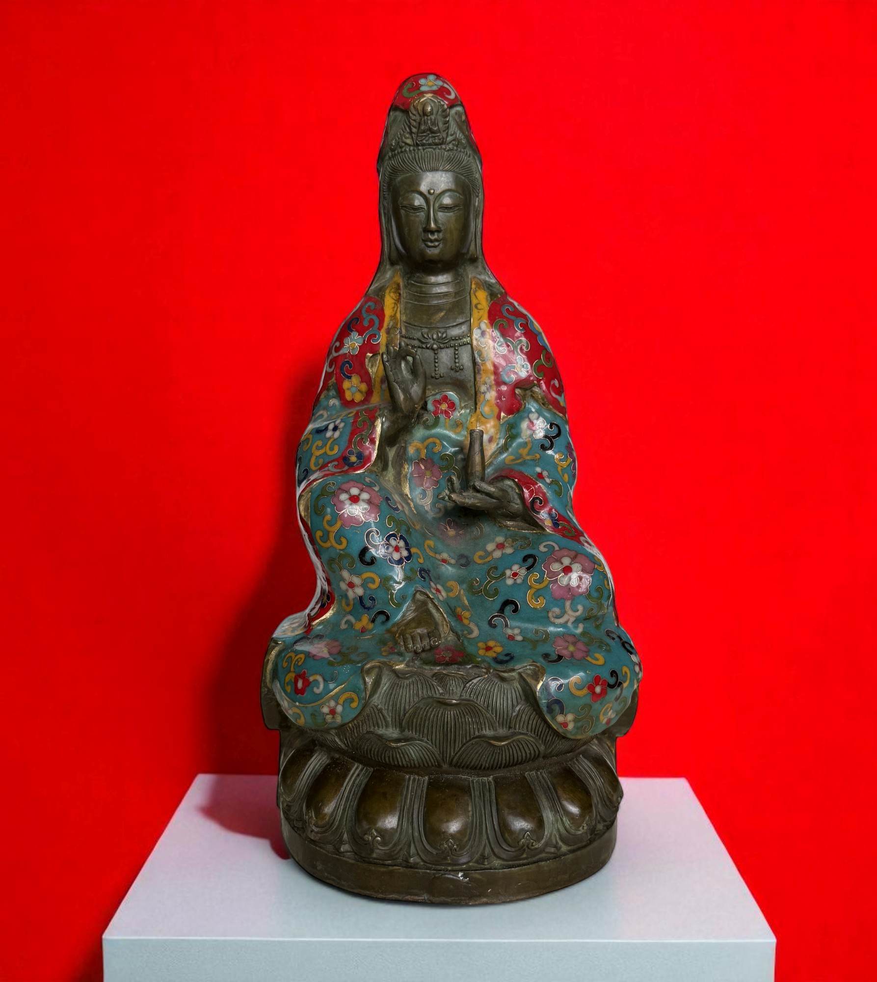 Guanyin Bodhisattva Figur China – Bronze Cloisonné Kunst