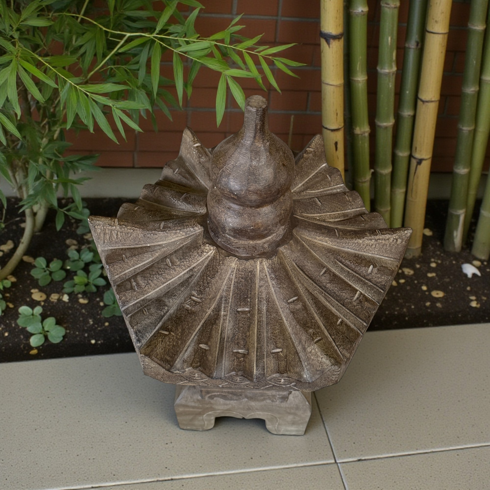 Chinesisches Geisterhaus Garten Pagode Steinlaterne