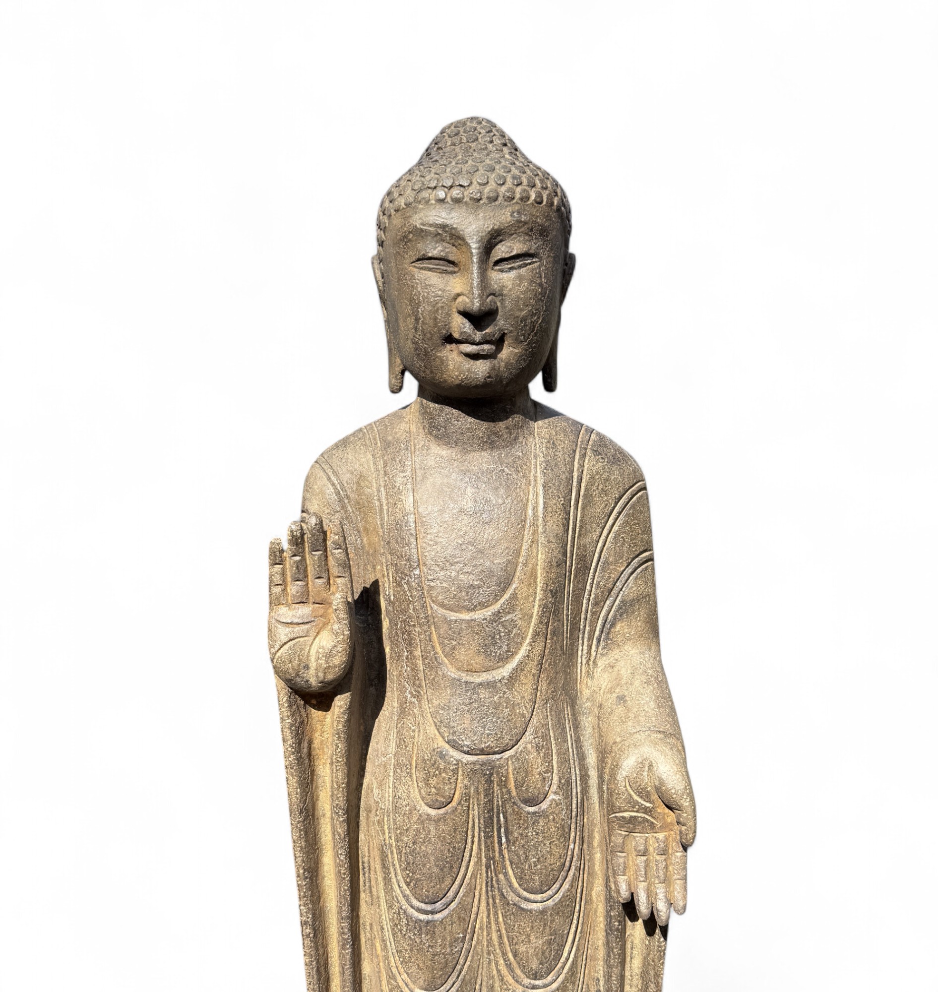 Stein Buddha 120 cm – Natursteinfigur mit Schutz- & Segnungsgeste