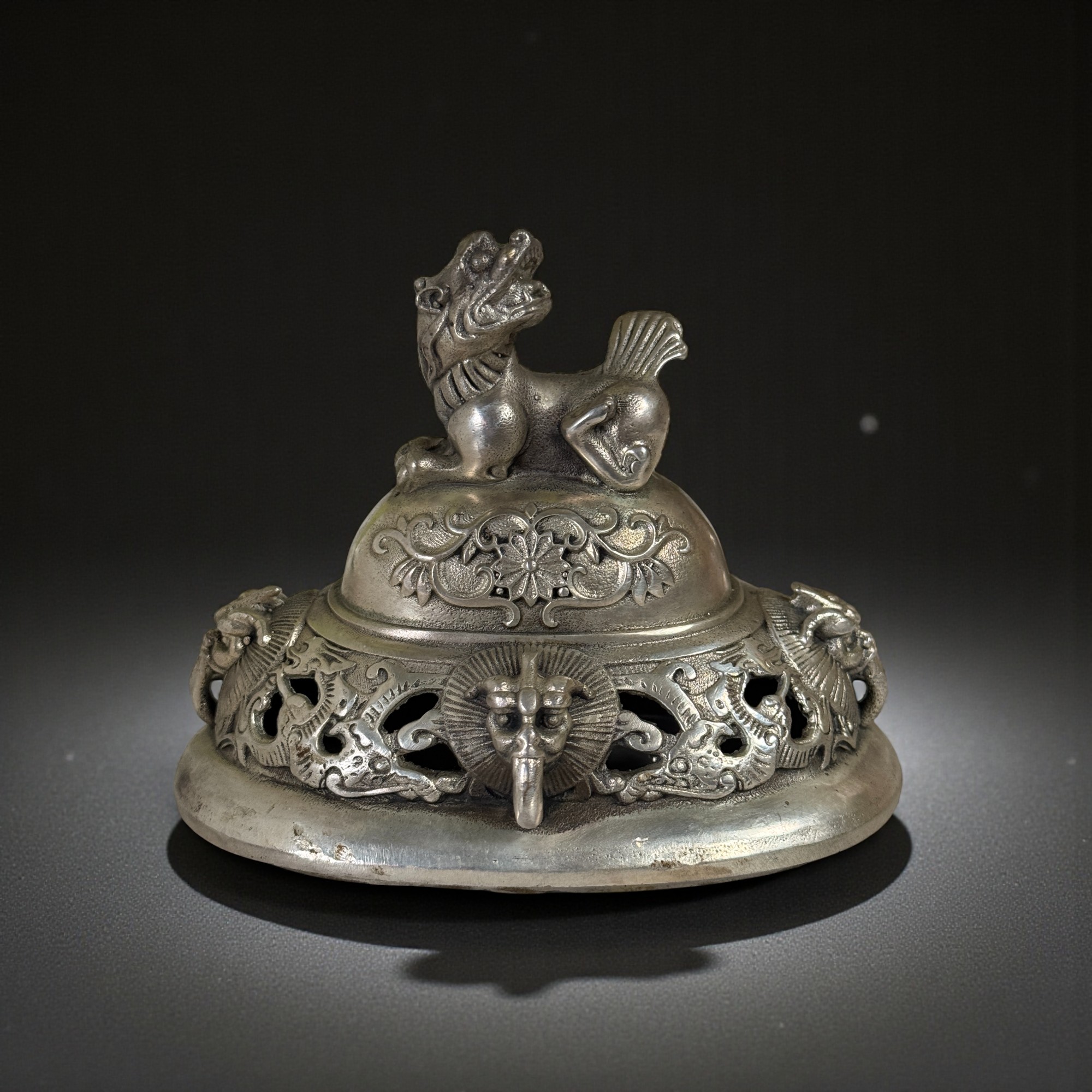 Drachen Räuchergefäß aus Bronze mit Tempellöwen aus China