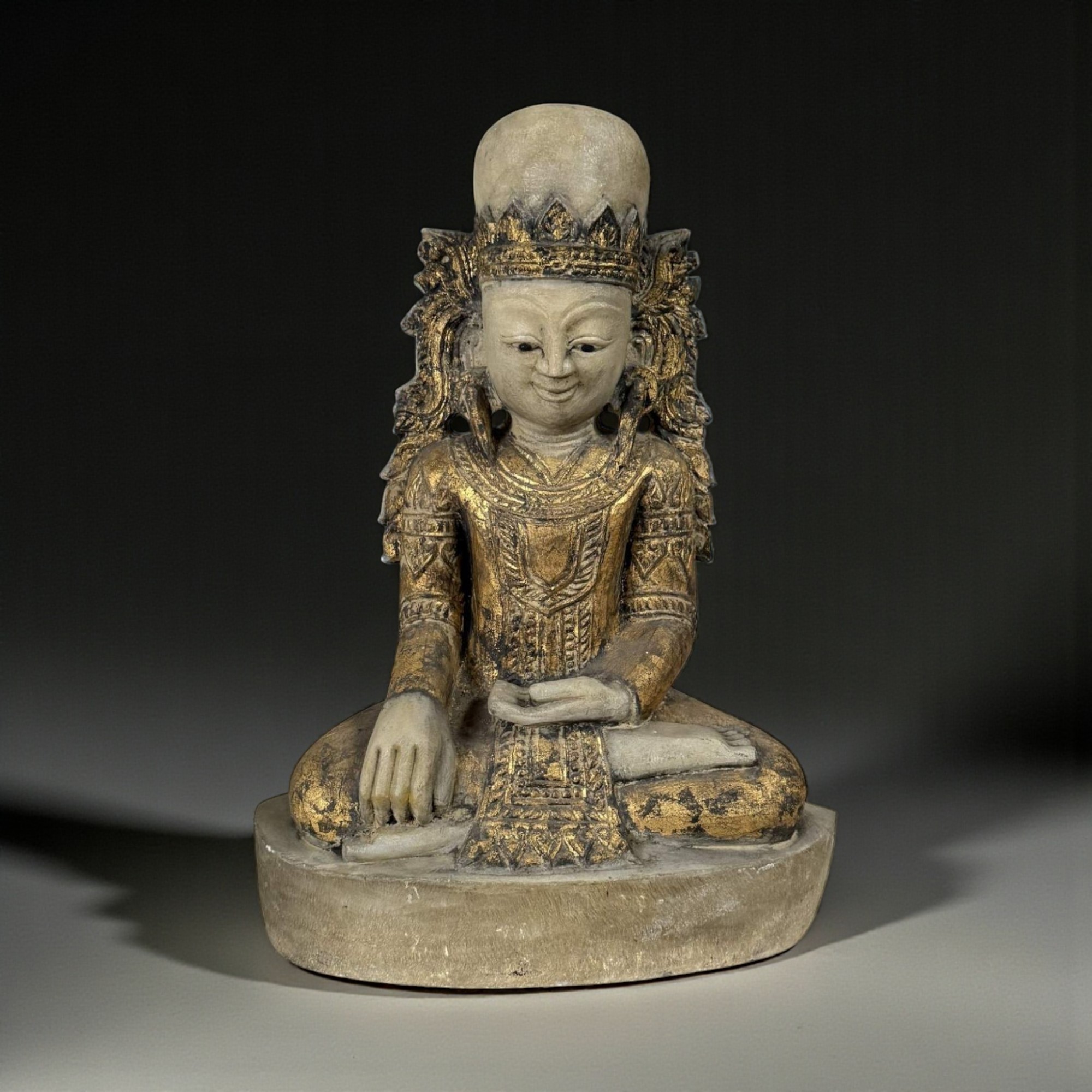 Jambupati Buddha gekrönt aus Marmor Stein Burma