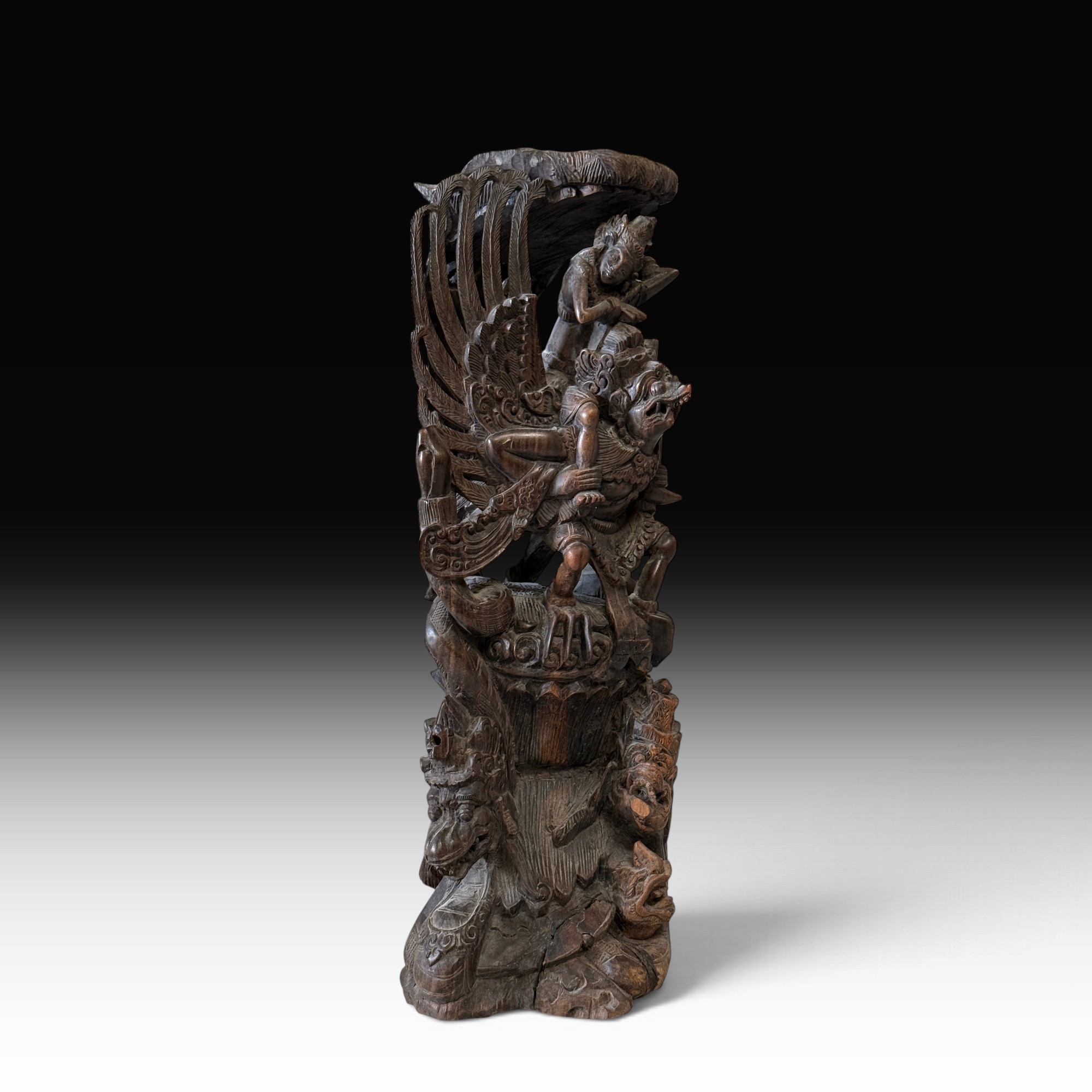 Vishnu auf Garuda Holzskulptur – alte handgeschnitzte Holzfigur, 42,5 cm