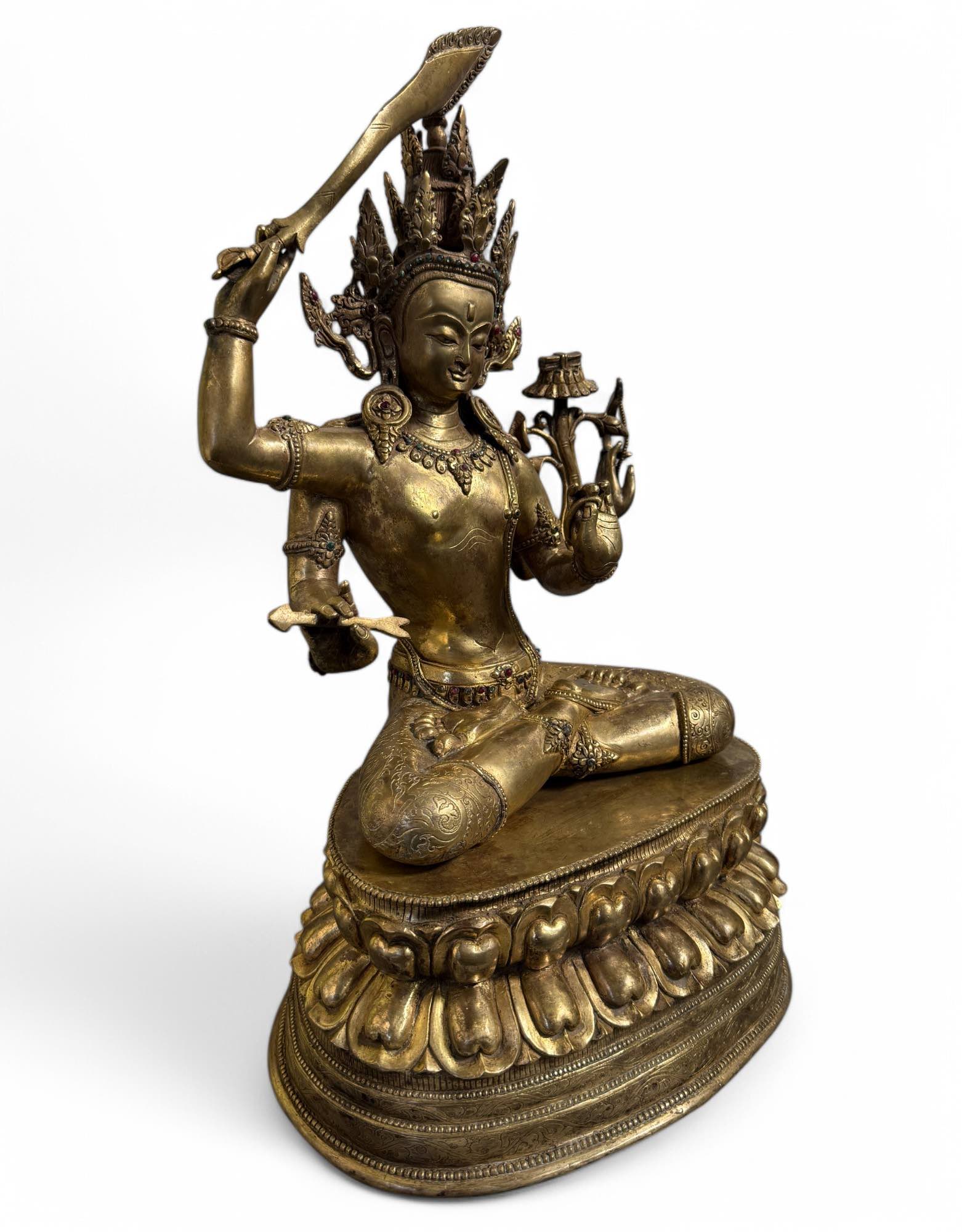 Vergoldete Manjsuhri Statue Bodhisattva mit Rubin & Türkis
