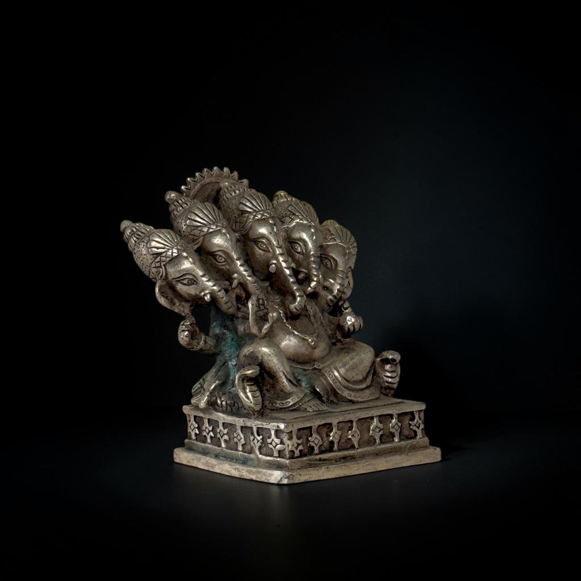 Pancha-Mukhi Ganesha Figur 5 Köpfe Skulptur Grünspan Hinduismus Asiatika