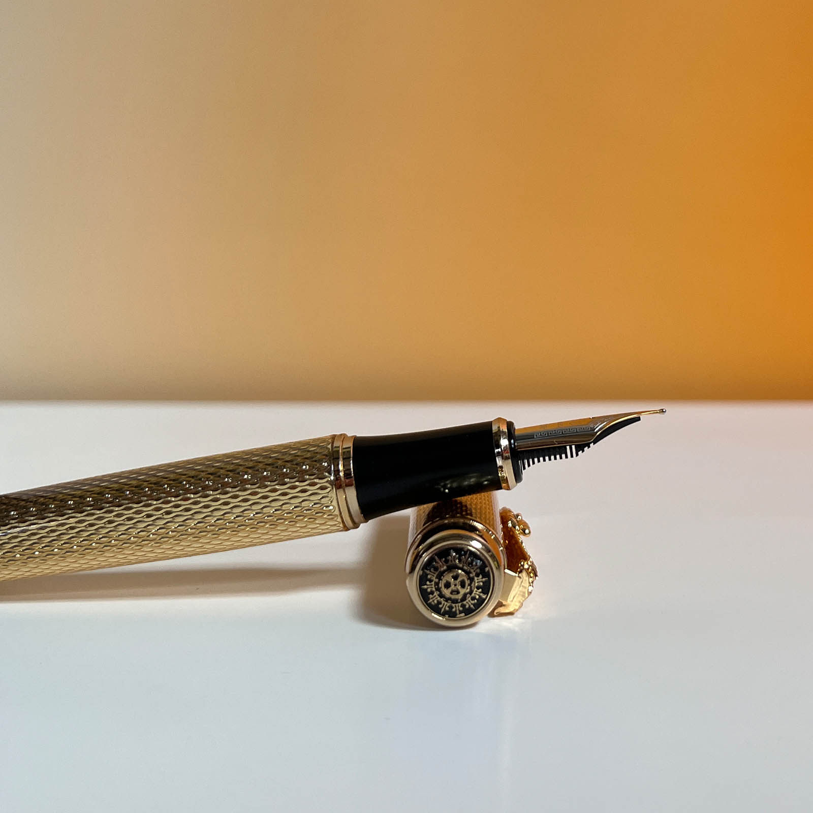 Füllfederhalter Dragon Pen - Drachen Füller - Goldfinger