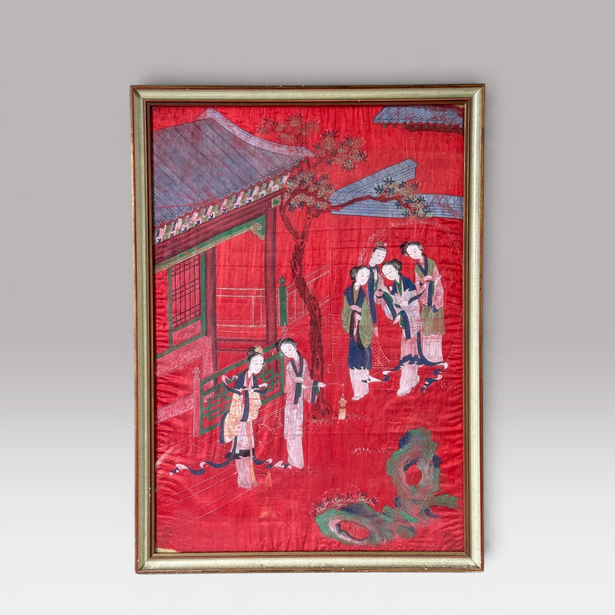 Chinesische Malerei auf Seide – Hofdamen im Palastgarten, gerahmt, 65 x 46 cm