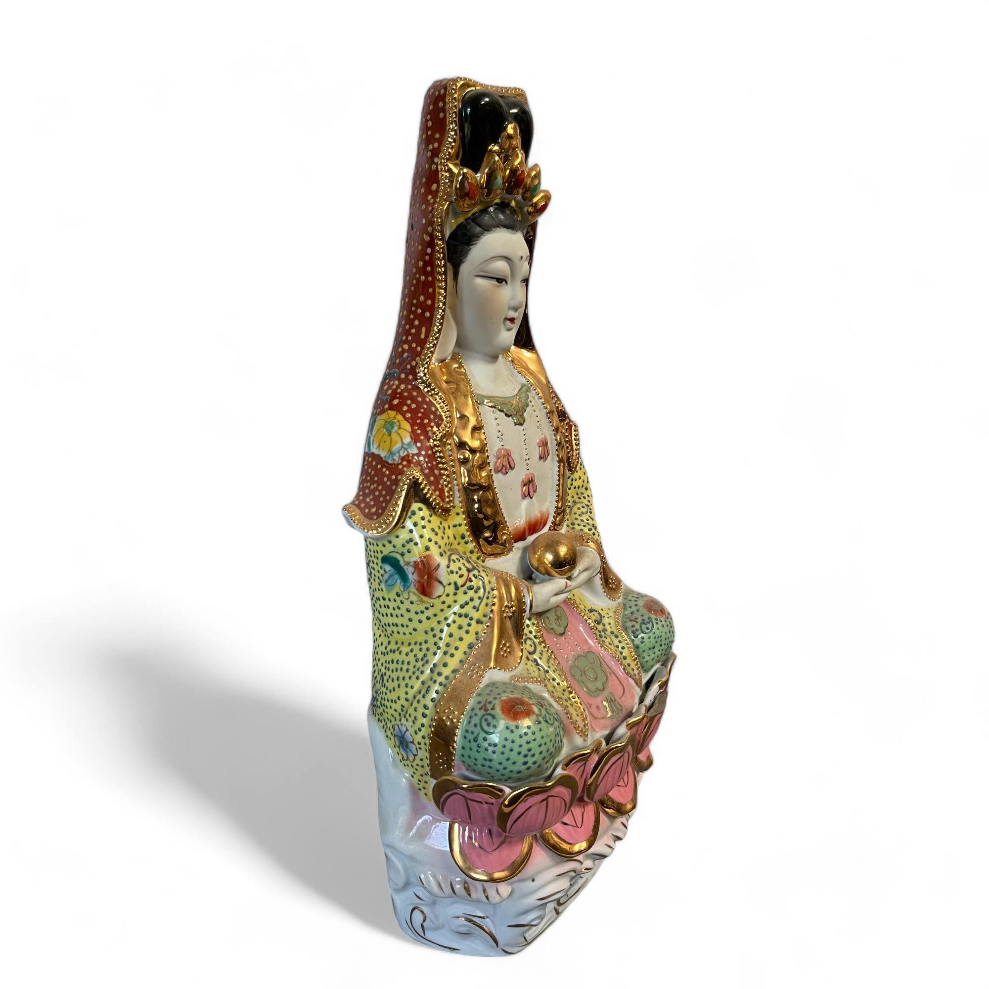 Buddha Figur Kwan-Yin aus Porzellan 40cm groß Buddha Figur Kwan-Yin aus Porzellan 40cm groß