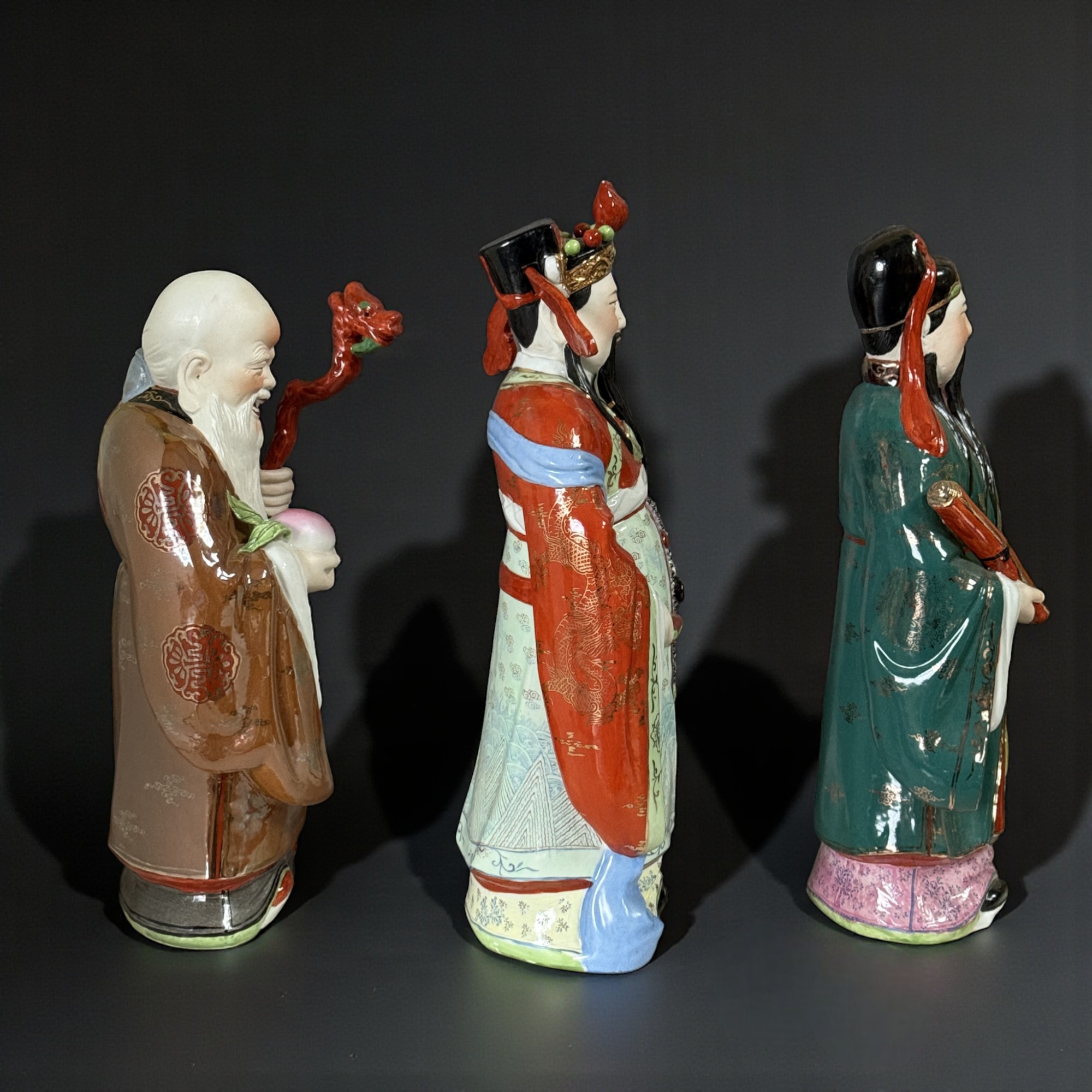 Gib deinen Schutz in die Hände von Lu, Fu & Shou