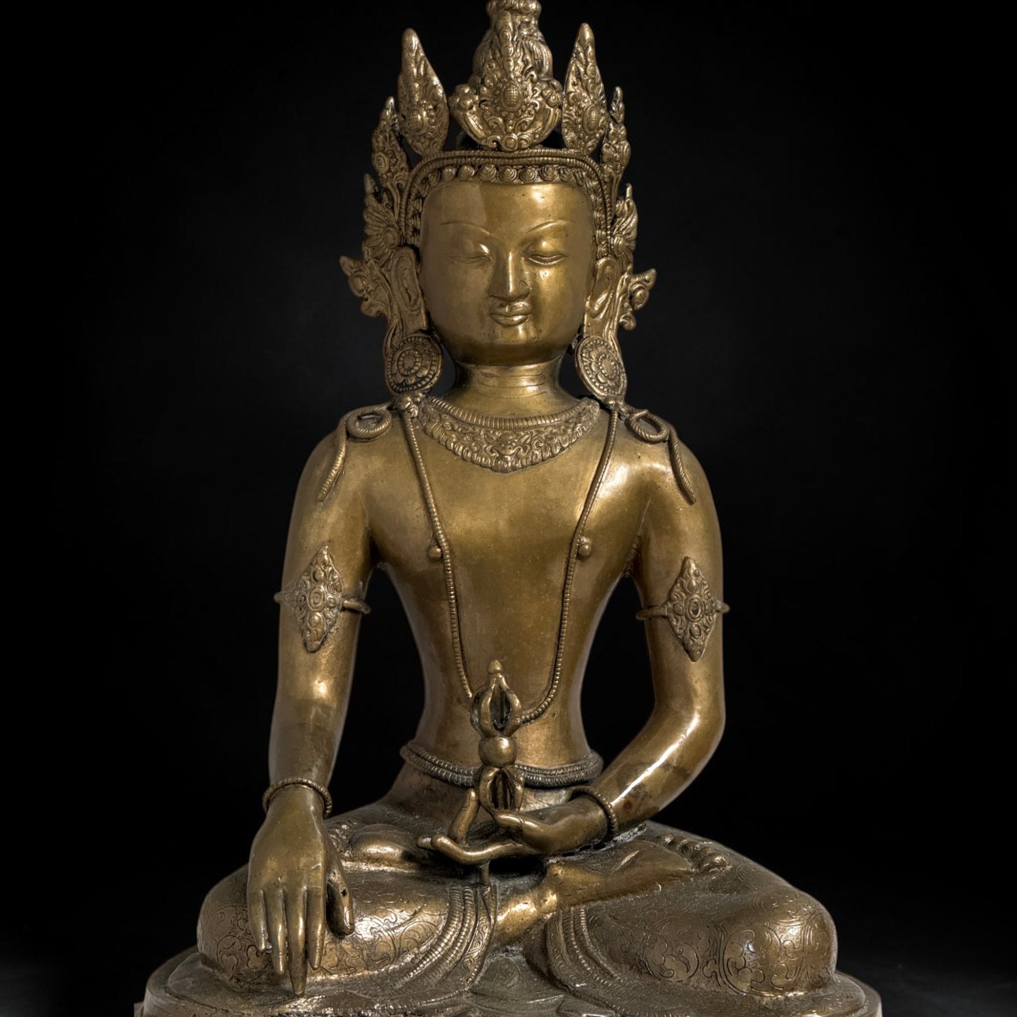 Tibet Buddha Skulptur aus Bronze mit Dorje