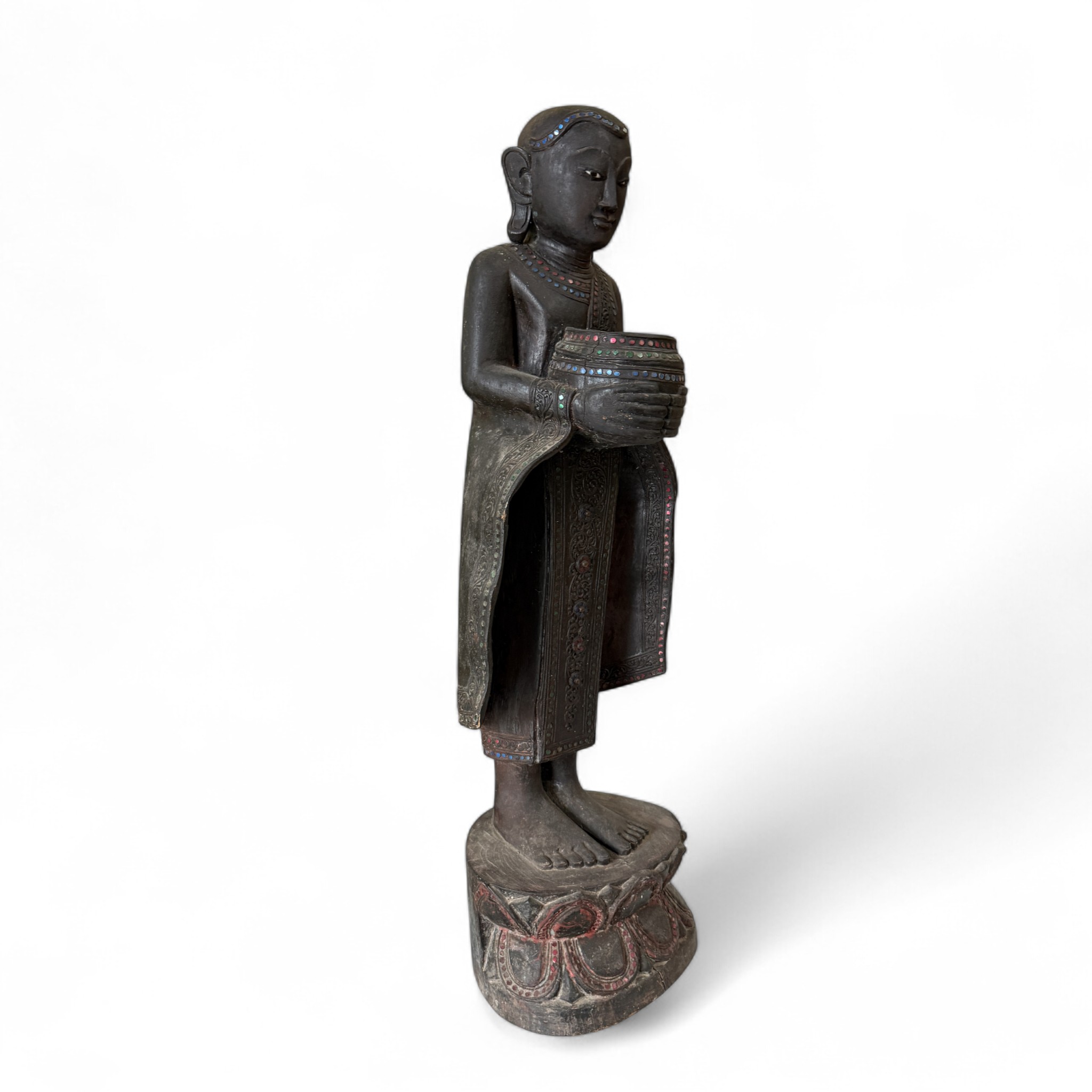 Burmesischer Bettelmönch aus Teak Holz