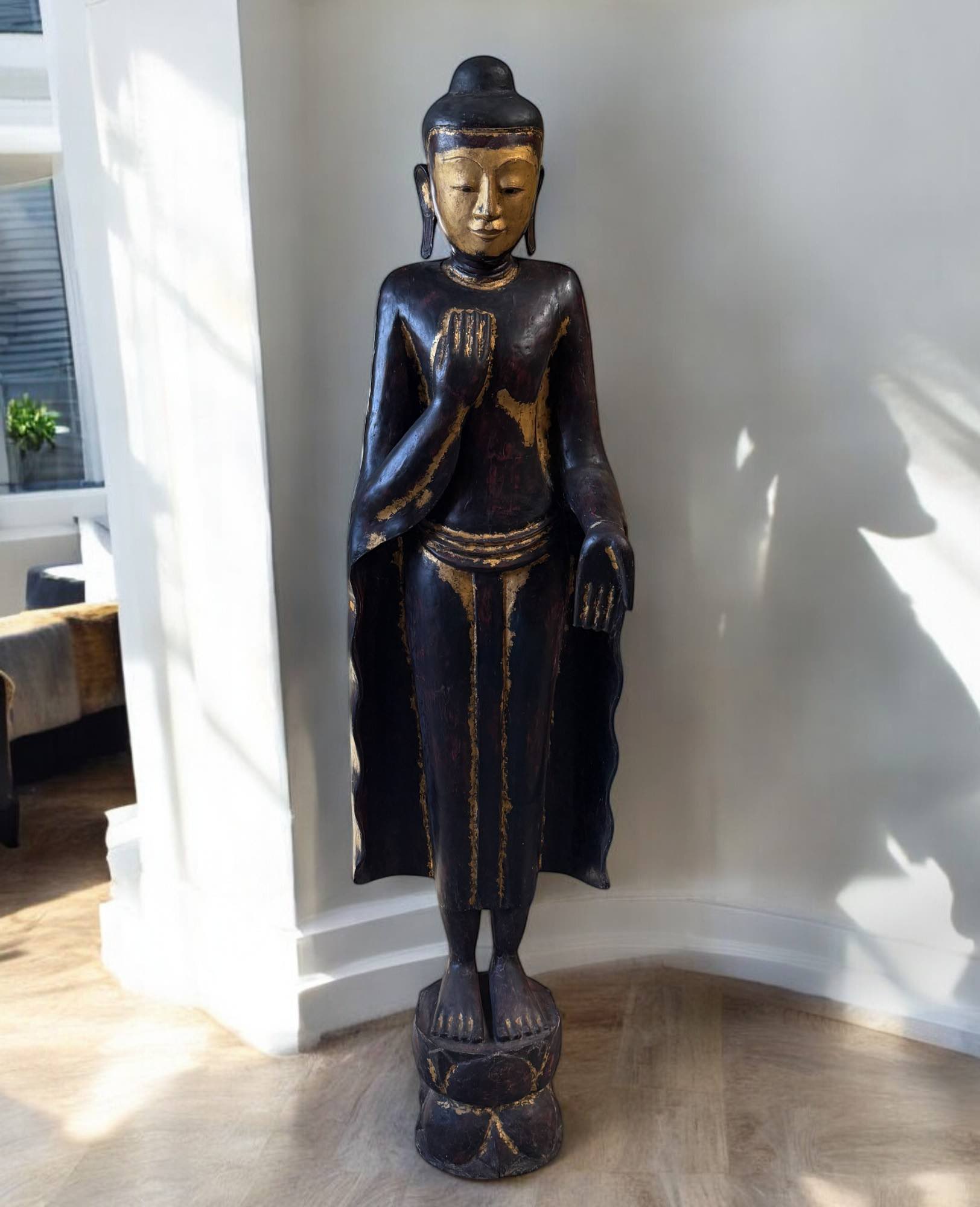 Birmanische Buddha Statue Teak Holz Skulptur Wunschgewährung