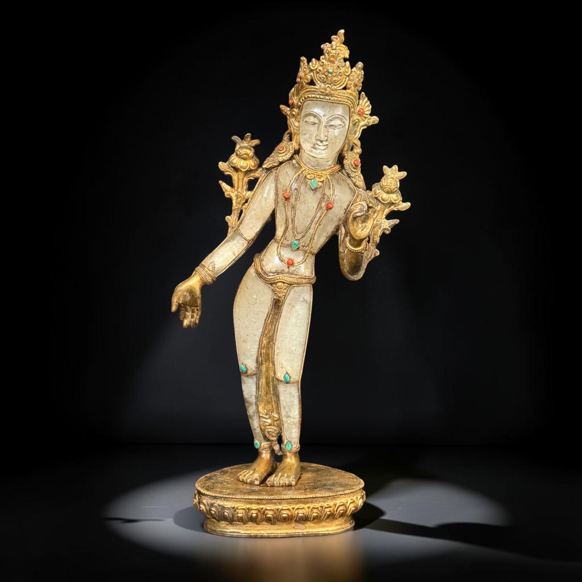 Stehende Grüne Tara Figur – Bergkristall & vergoldete Bronze, Nepal
