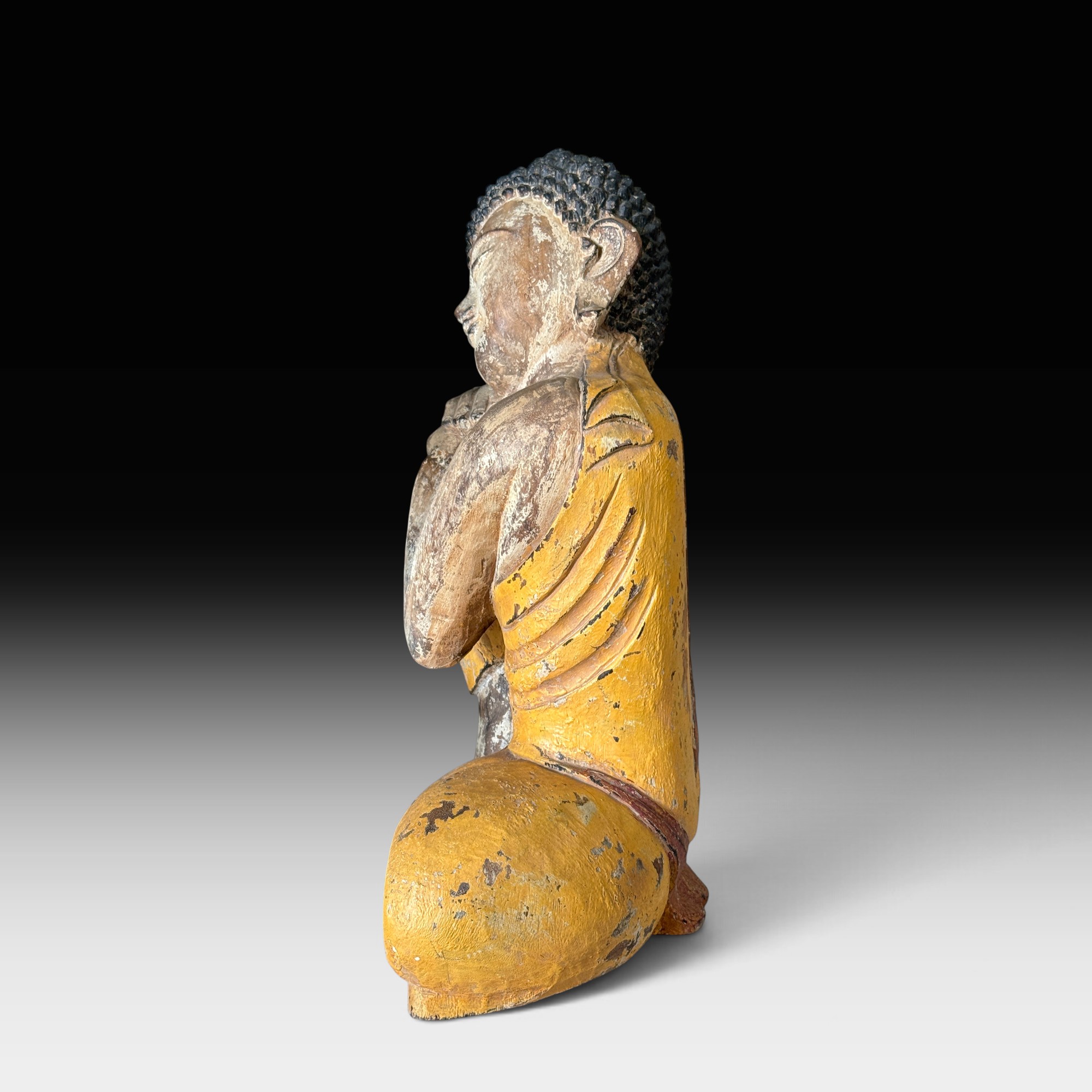 Schlafender Buddha aus Suarholz – handgeschnitzt, ruhend, Indonesien, 52 cm