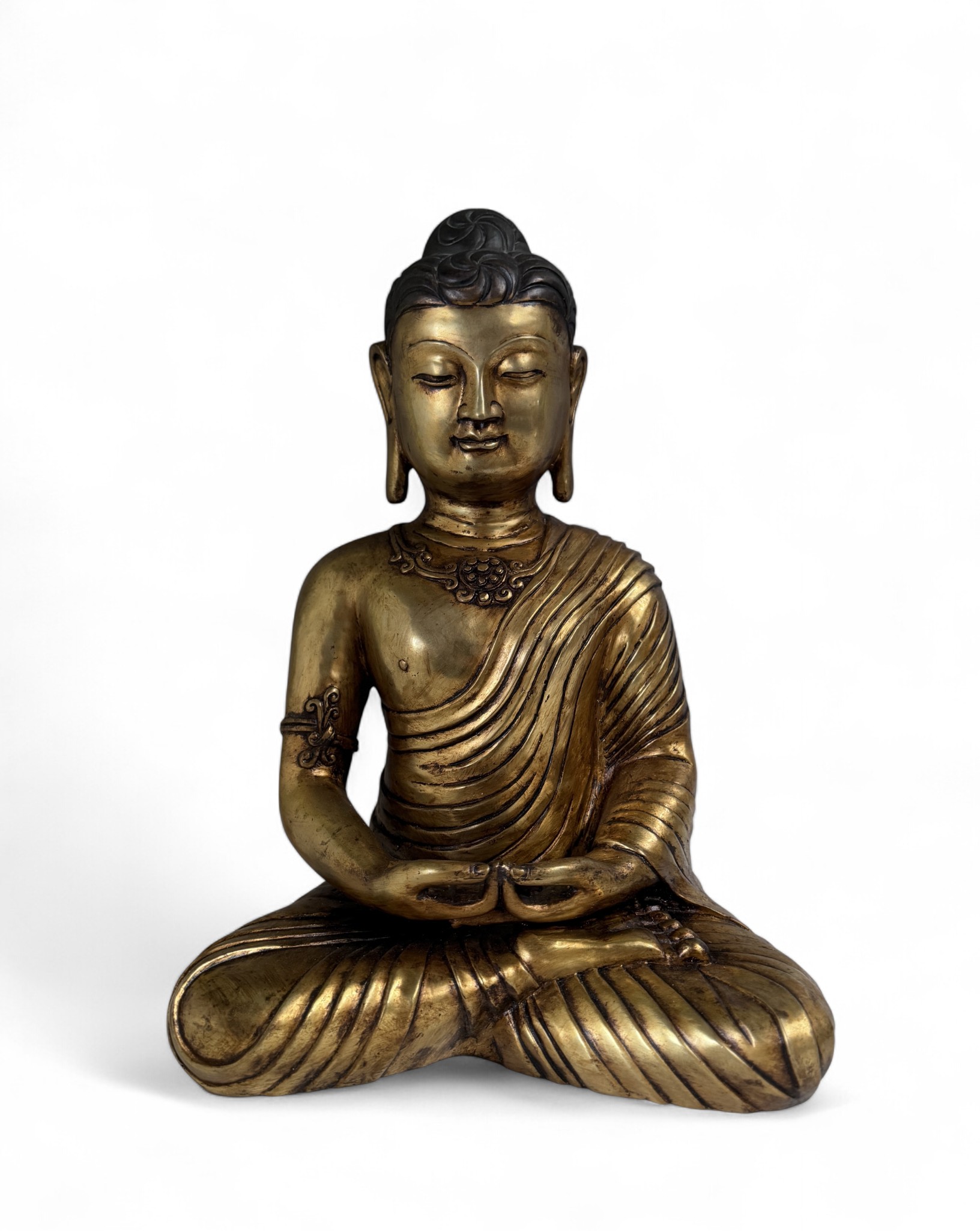 Bronze Meditations-Buddha – Tibet/China, ca. 30–40 Jahre, 44 cm