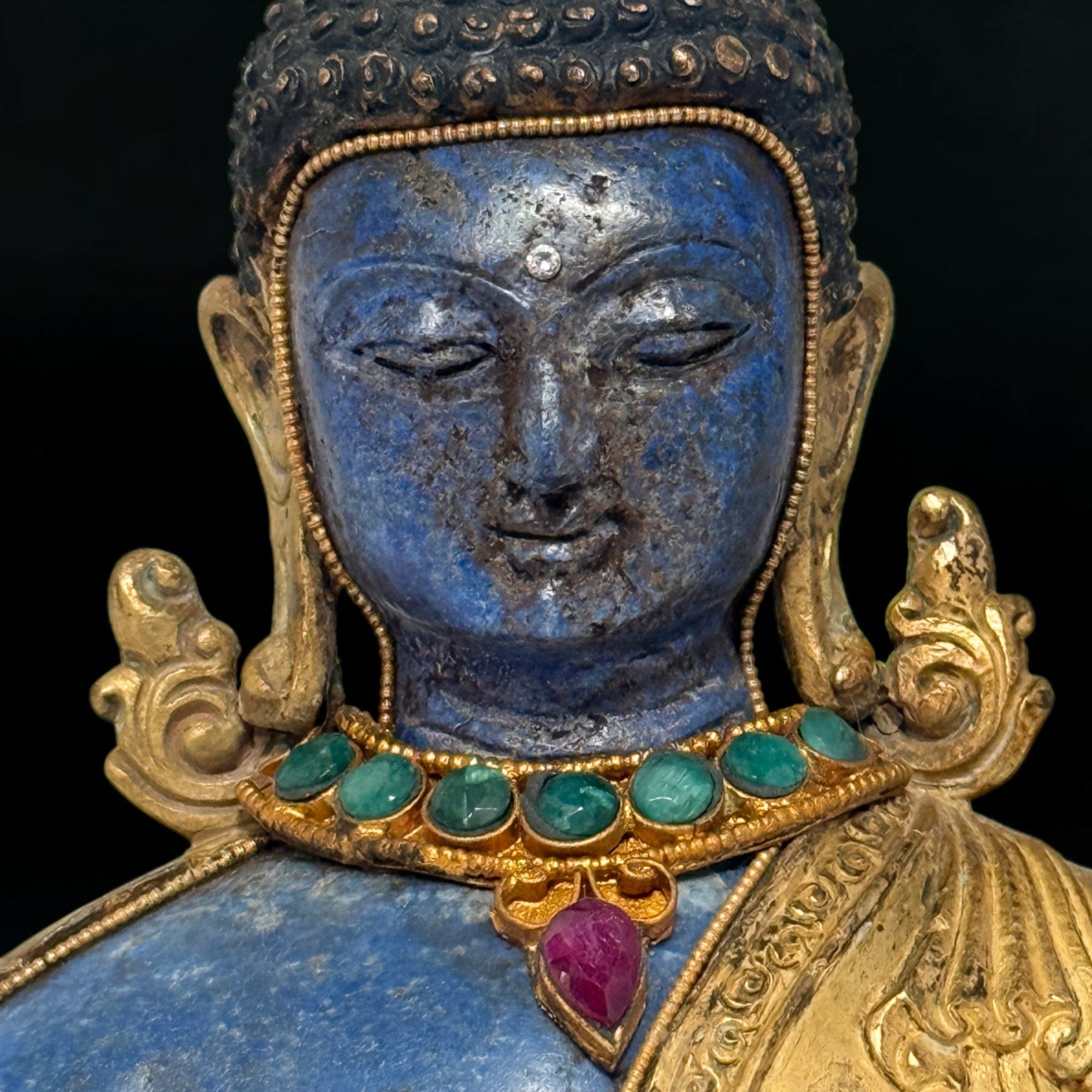 Siddharta Gautama Buddha Figur Bronze feuervergoldet Lapis Lazuli Nepal