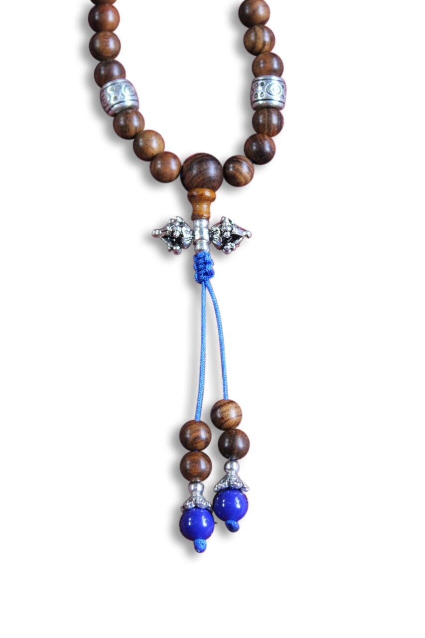 Buddhistische Halskette Mala, Rosenholz, mit Dorje