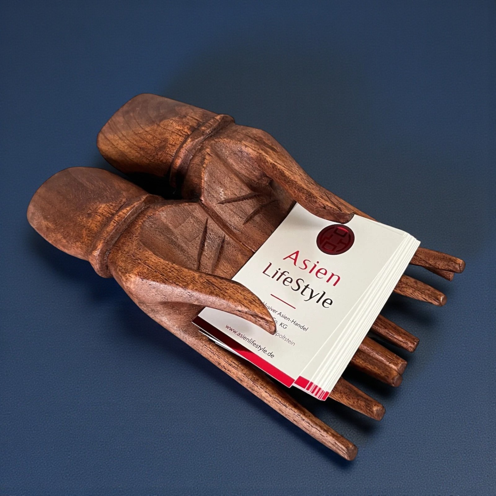 Buddha Hand Holz Skulptur Visitenkartenhalter