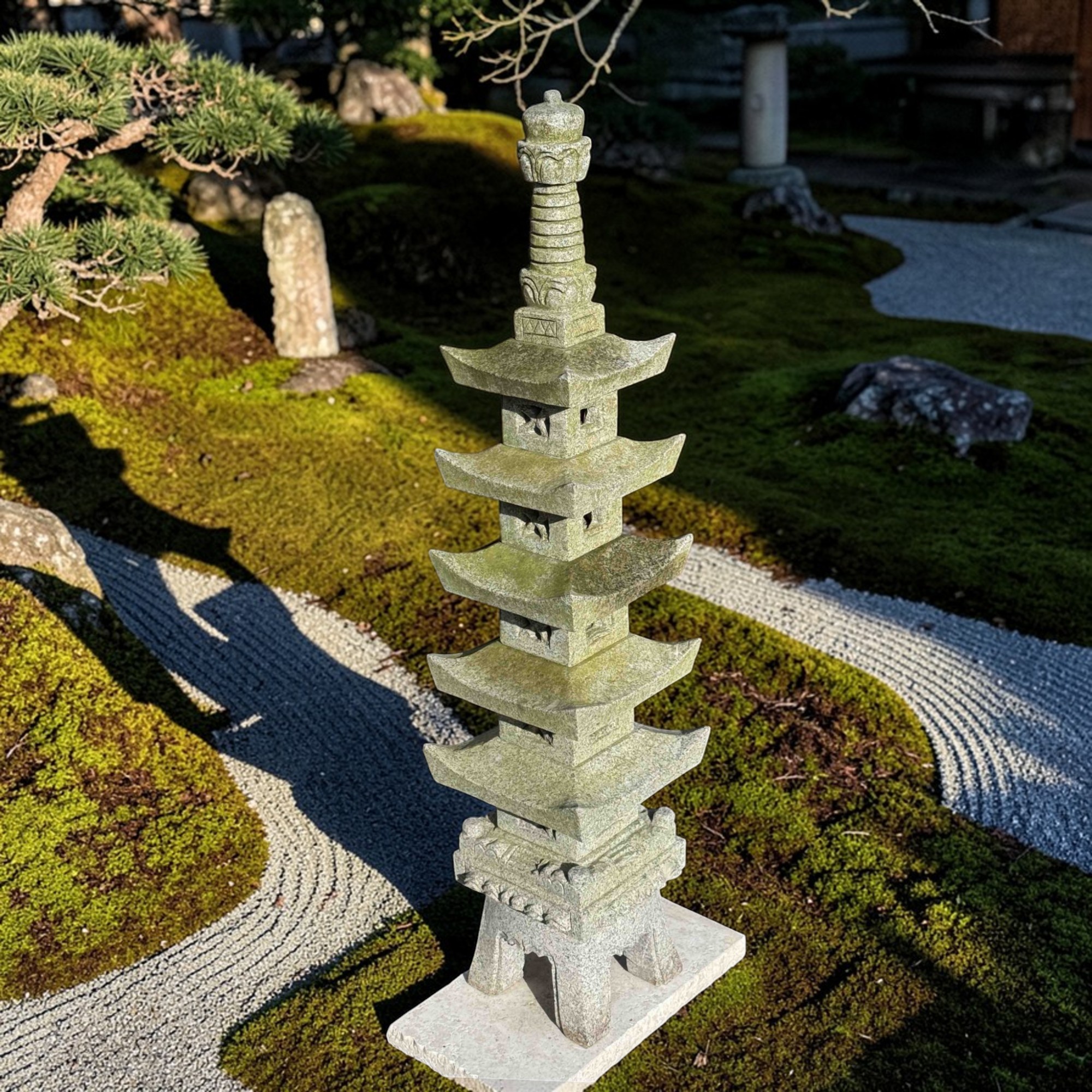 Japan Garten Pagode Steinlaterne aus Granitstein 135 cm groß